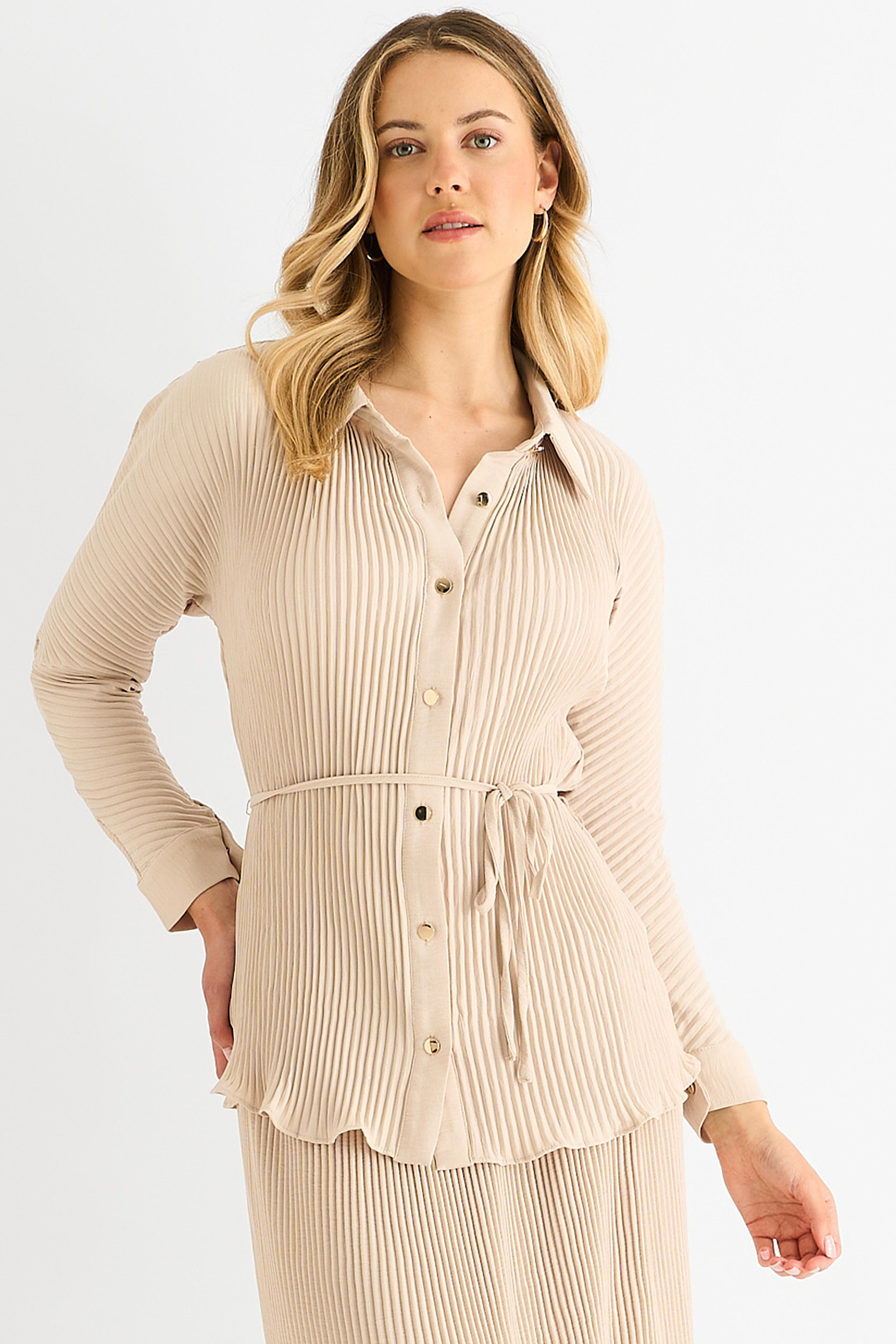 Beige Plissee Hemd mit Knopfleiste Image