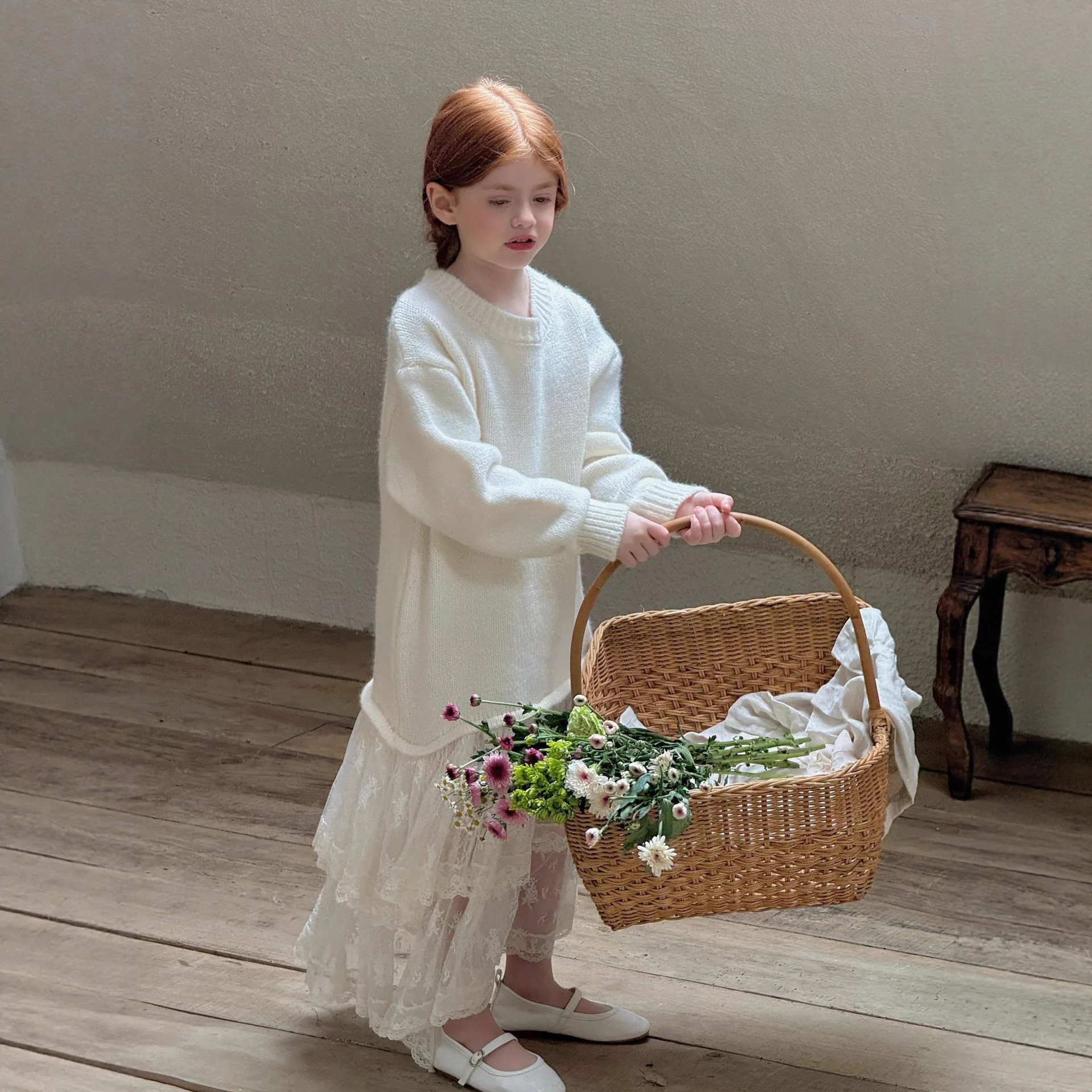 Kleid Pullover Gespleißt mit Layered Spitze Rock Herbst Neue Grils Kinder Koreanische Lose Beiläufige Solide Modische All-m Atching Image