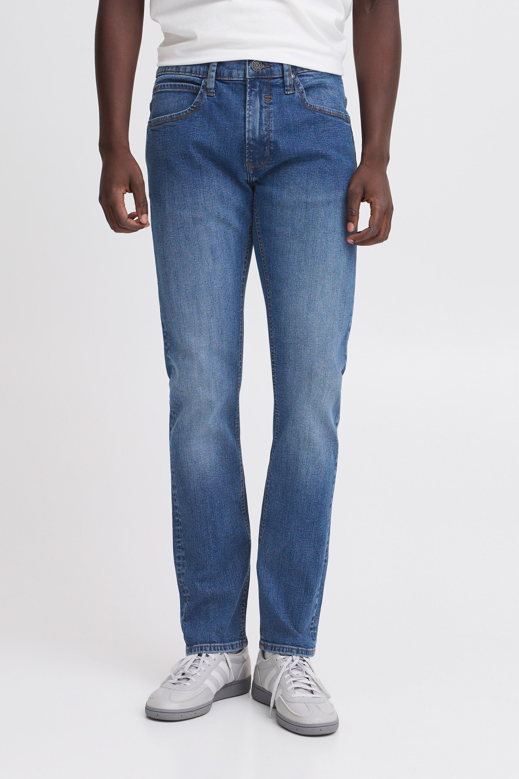 5-Pocket-Jeans BLEND "BHTwister", Herren, Gr. 31, EURO-Größen, blau (middle blau, 30), Jeans, 98% Baumwolle, 2% Elasthan, unifarben, slim fit normal, Jeans 5-Pocket-Jeans, Klassische Slim-Fit-Jeans im 5-Pocket-Stil