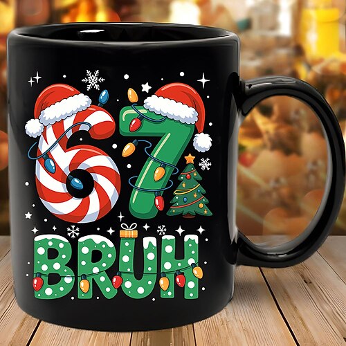 67 Meme-Becher, lustiges Geschenk, Kaffeebecher mit Schneeflocken- und Weihnachtsbaum-Motiv, festliches Geschenk für Kaffeeliebhaber und saisonale Feierlichkeiten Image