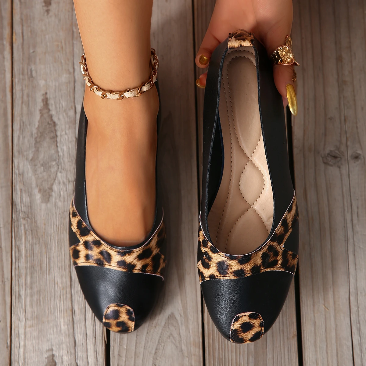 Frühling und Herbst Mode Neue Sexy Leopard Print Spitz Casual Bequeme Beliebte frauen Schuhe Wanderschuhe Zapatillas