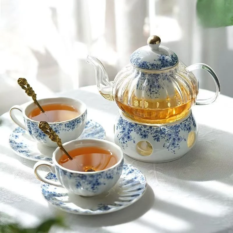 Englische Blumen-Teekanne, klassischer blauer und weißer Gänseblümchen-Topf, Zuhause, Keramiktasse und Untertasse, Phnom Penh, Nachmittagsblumen-Teegeschirr-Set Image