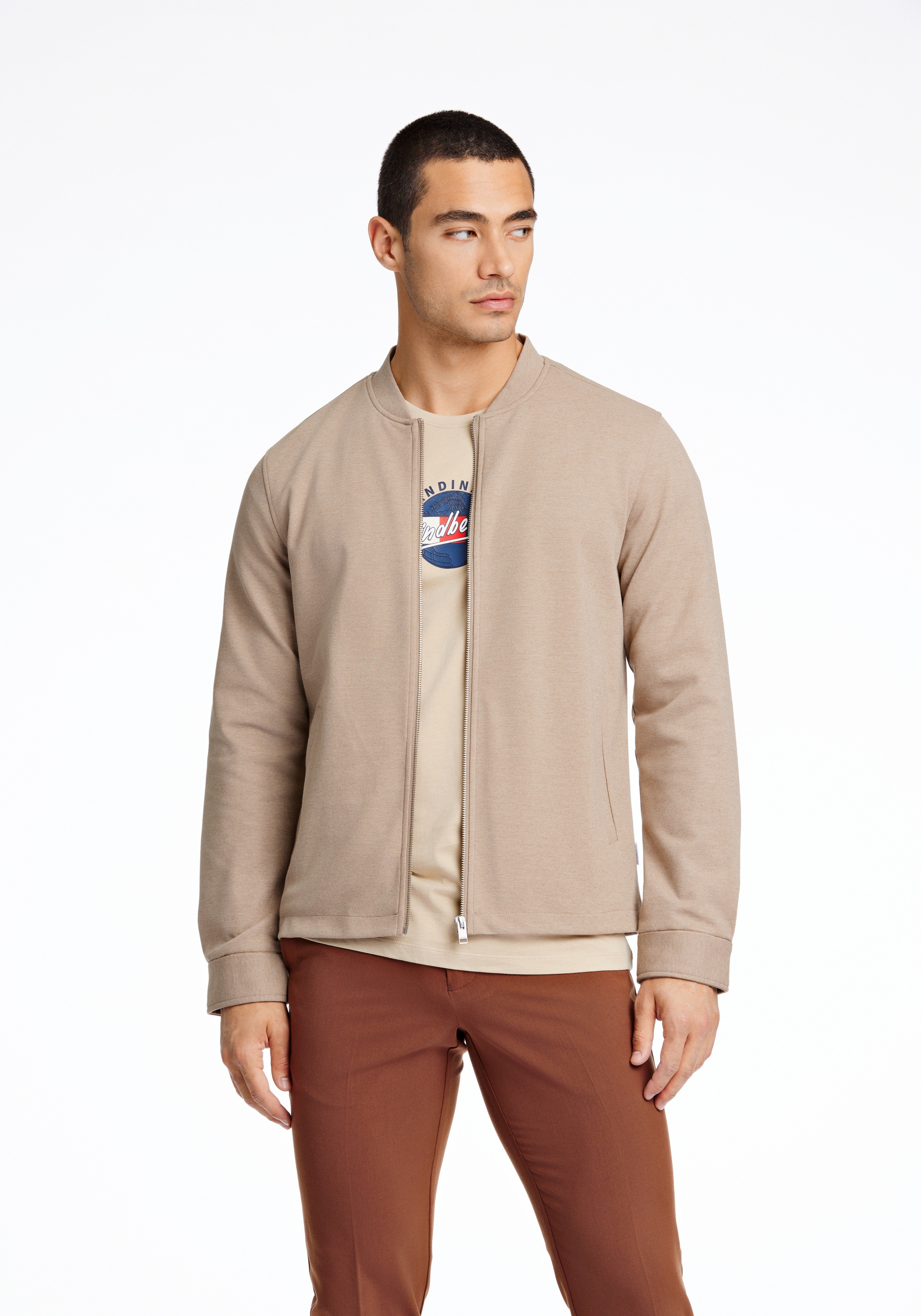 Hemdjacke LINDBERGH "Lindbergh Hemdjacke", Herren, Gr. S, beige (sand mix), Obermaterial: 75% Polyester, 22% Viskose, 3% Elasthan; Futter: 95% Polyester, 5% Elasthan, schmal, Jacken