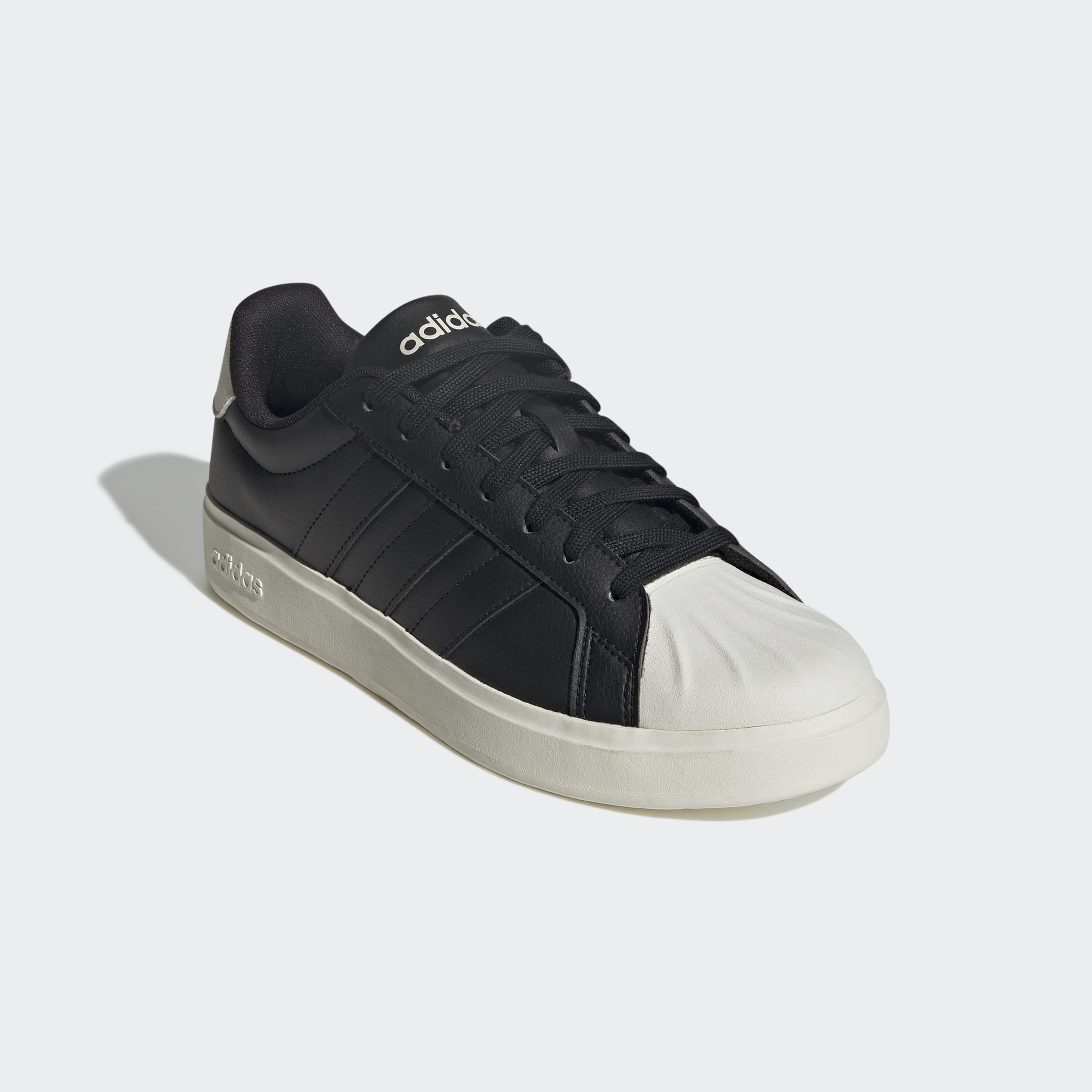 Sneaker ADIDAS SPORTSWEAR "STREETTALK", Herren, Gr. 43, core schwarz, core schwarz, sanftes weiß, Synthetik, Schuhe Sneaker, inspiriert vom Design des adidas Superstar Image