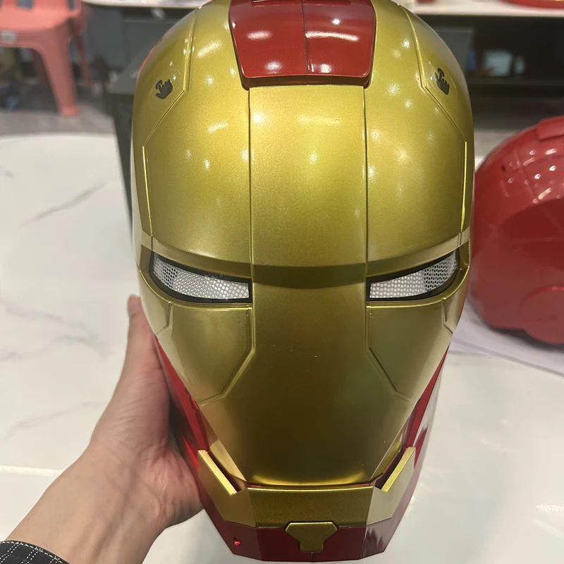 2025 Nuovo casco Iron Man Mk5 Casco Jarvis Luminoso apertura e chiusura manuale Indossabile Cool Maschera cosplay per bambini Giocattolo regalo