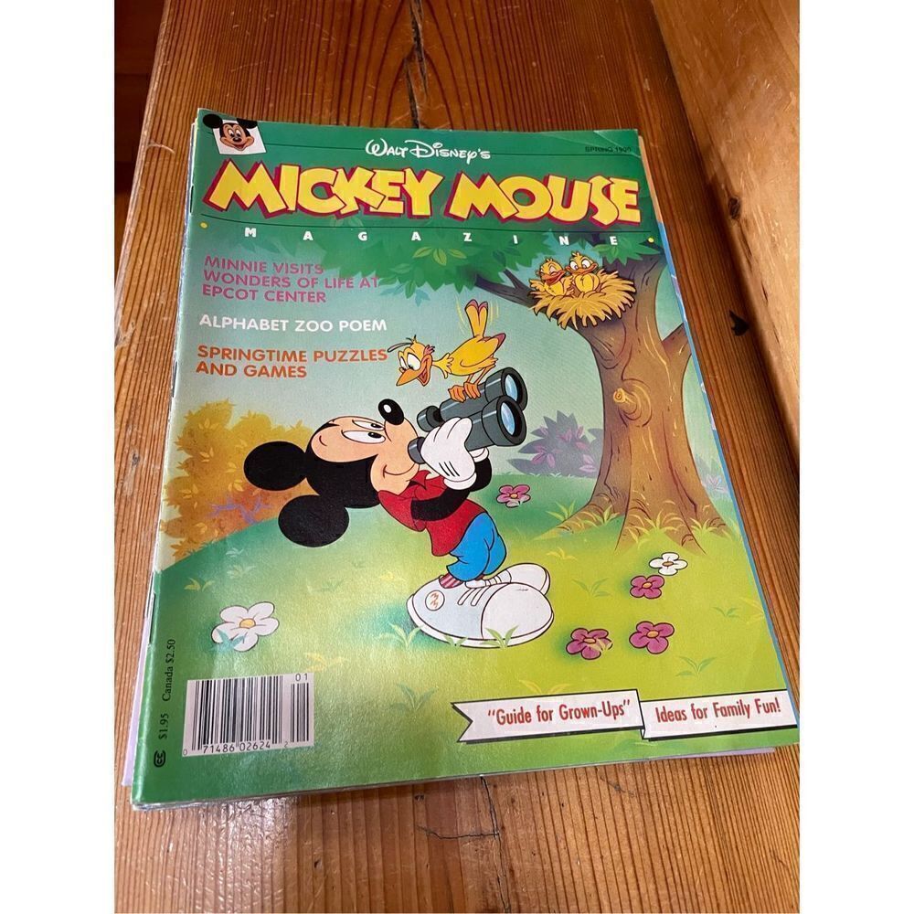 Disney Accents | Vintage Spring 1990 Walt Disney's Mickey Mouse Magazine Newsstand | Color: Green | Size: Os