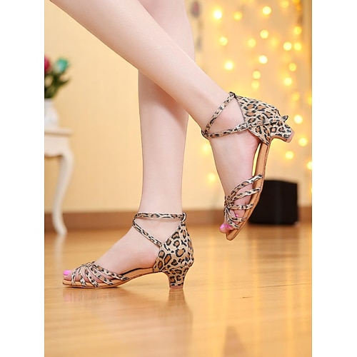 Damen-Tanzschuhe mit Leopardenmuster und niedrigem Kitten Heel – stylische Tanzschuhe für Standard- und Lateintänze Image