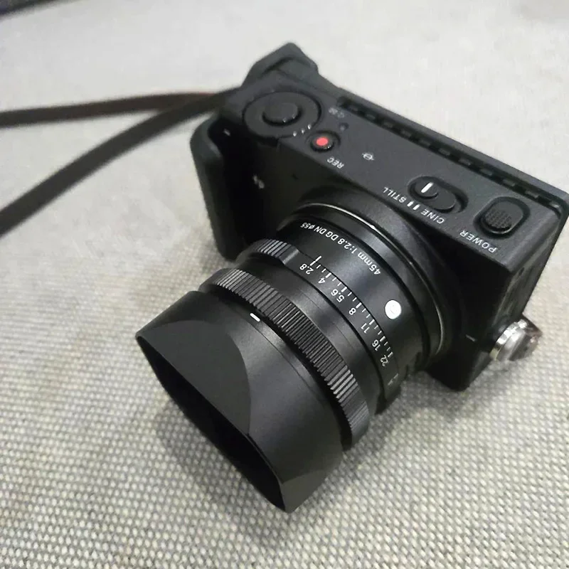 Bajonett-Gegenlichtblende für Sigma 45 mm F2.8 DG DN. Ersetzen Sie LH577-01 Image