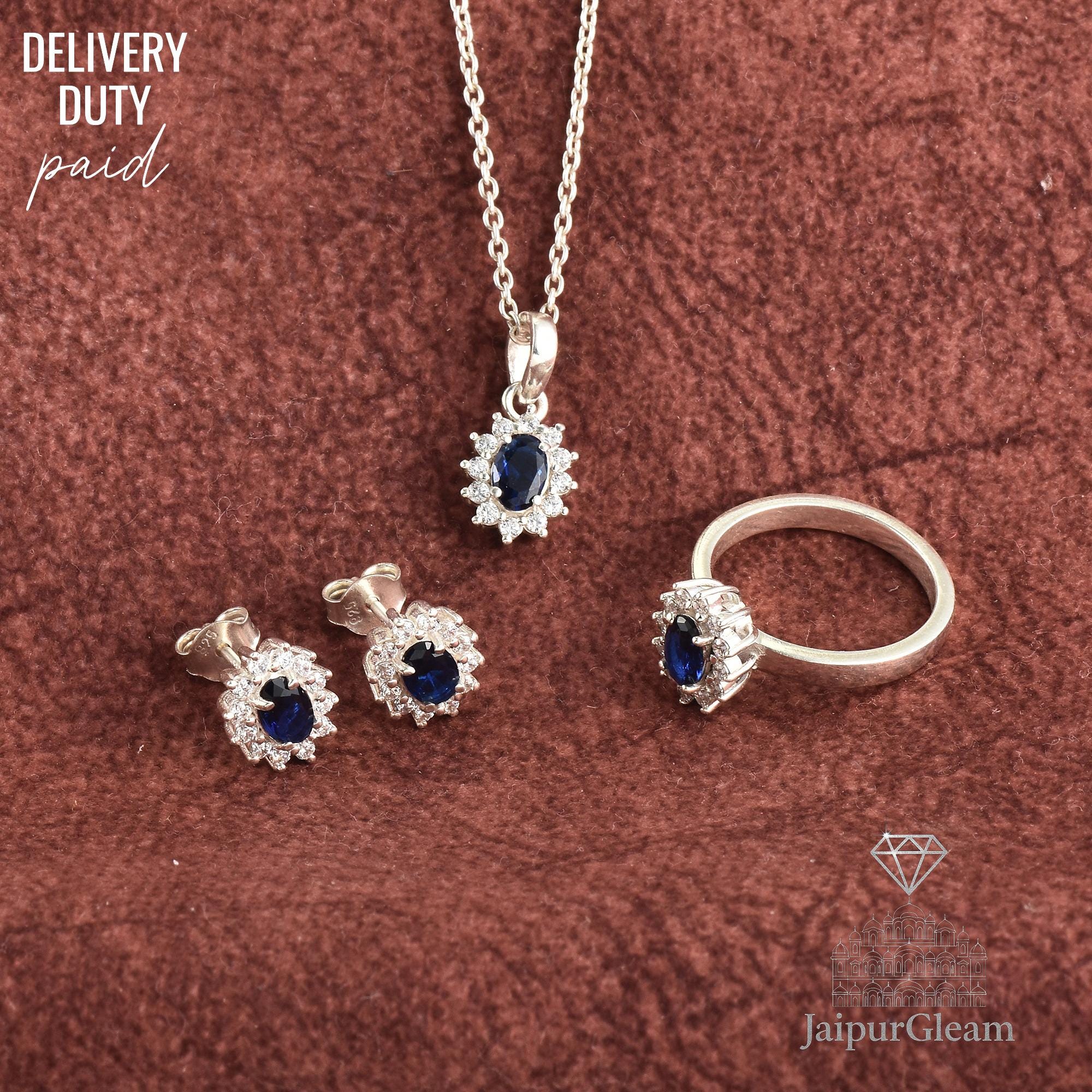 Elegante set di gioielli con zaffiro sintetico e zirconi cubici / Collana, orecchini e anello in argento sterling 925 / Set regalo con pietre preziose