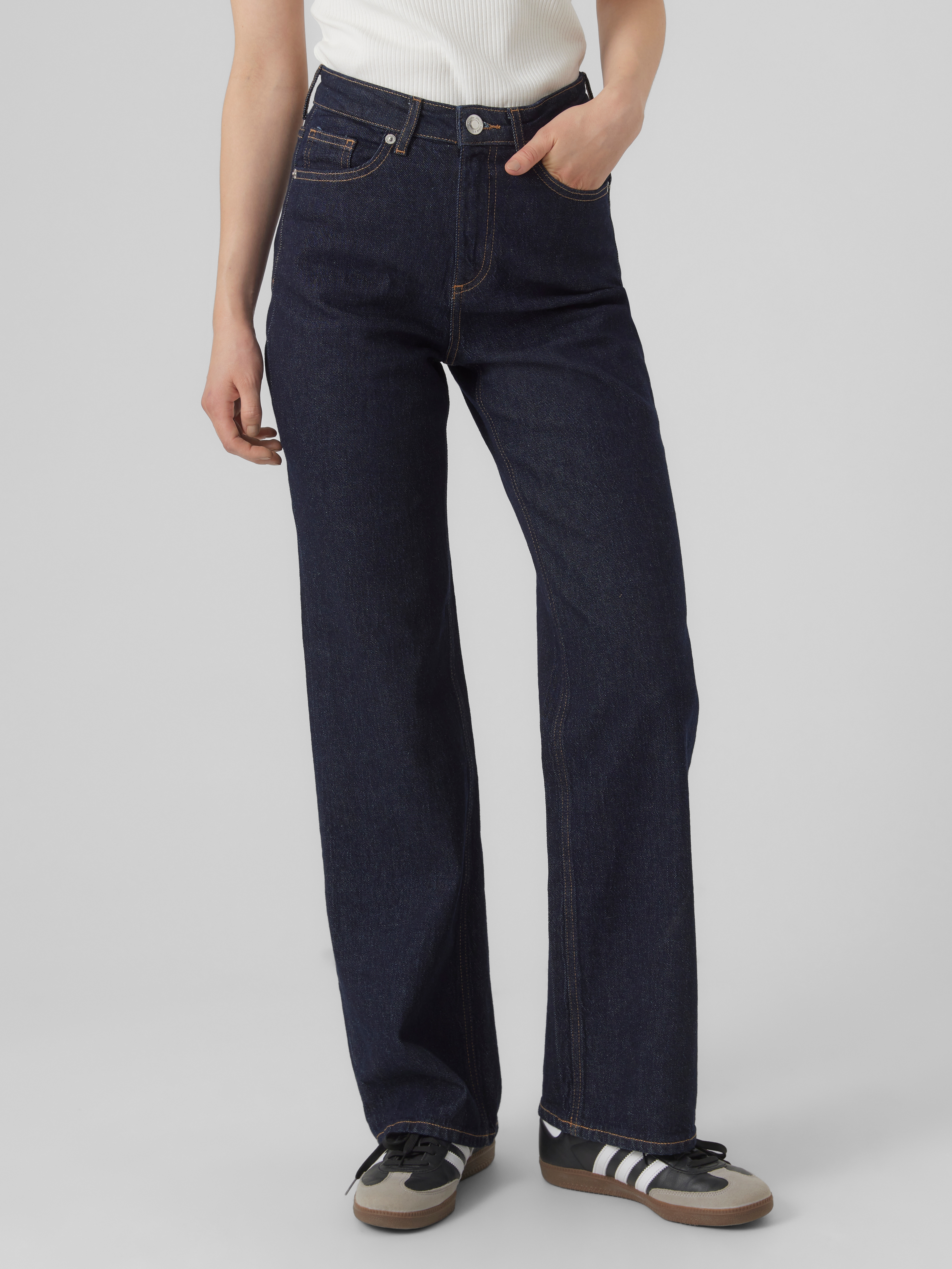 High-waist-Jeans VERO MODA "VMTESSA HR WIDE JEANS RA369 GA NOOS", Damen, Gr. 26, Länge 32, blau (dunkelblau denim detail:rinse), Denim/Jeans, Obermaterial: 99% Baumwolle, 1% Elasthan, oversize, Jeans High-Waist-Jeans