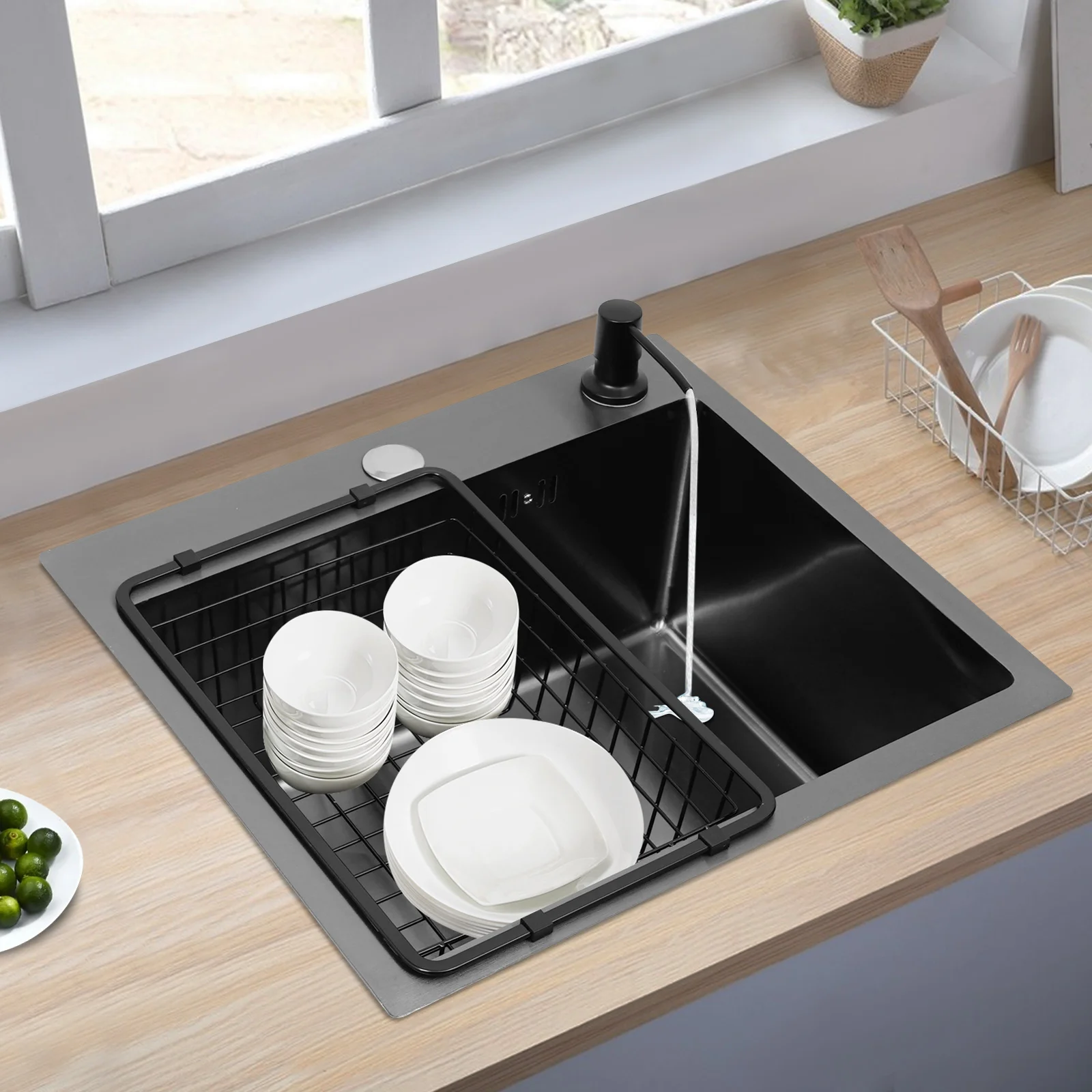 Küchenspüle, schwarz, 40 x 45 cm, Edelstahl, integrierte Spüle, 1 Becken, Küchenspüle mit Seifenspender, kleine integrierte Spüle