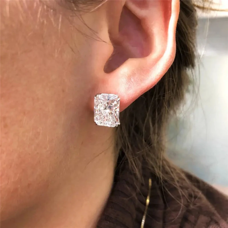Huitan Luxus Kristall CZ Frauen Ohrringe Minimalistischen Stil Täglichen Verschleiß Vielseitig Zubehör Hohe-qualität Silber Farbe Ohr Schmuck Image