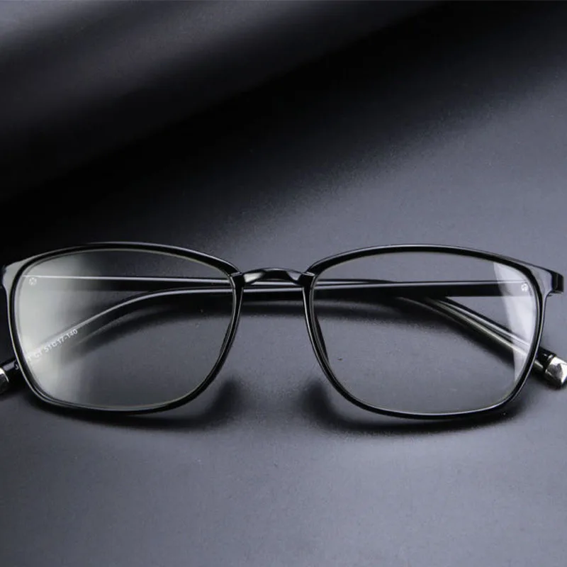 Stilvolle Anti-Blaulicht-Lesebrille für Damen und Herren, geeignet für beide Nah- und Fernsicht. Image