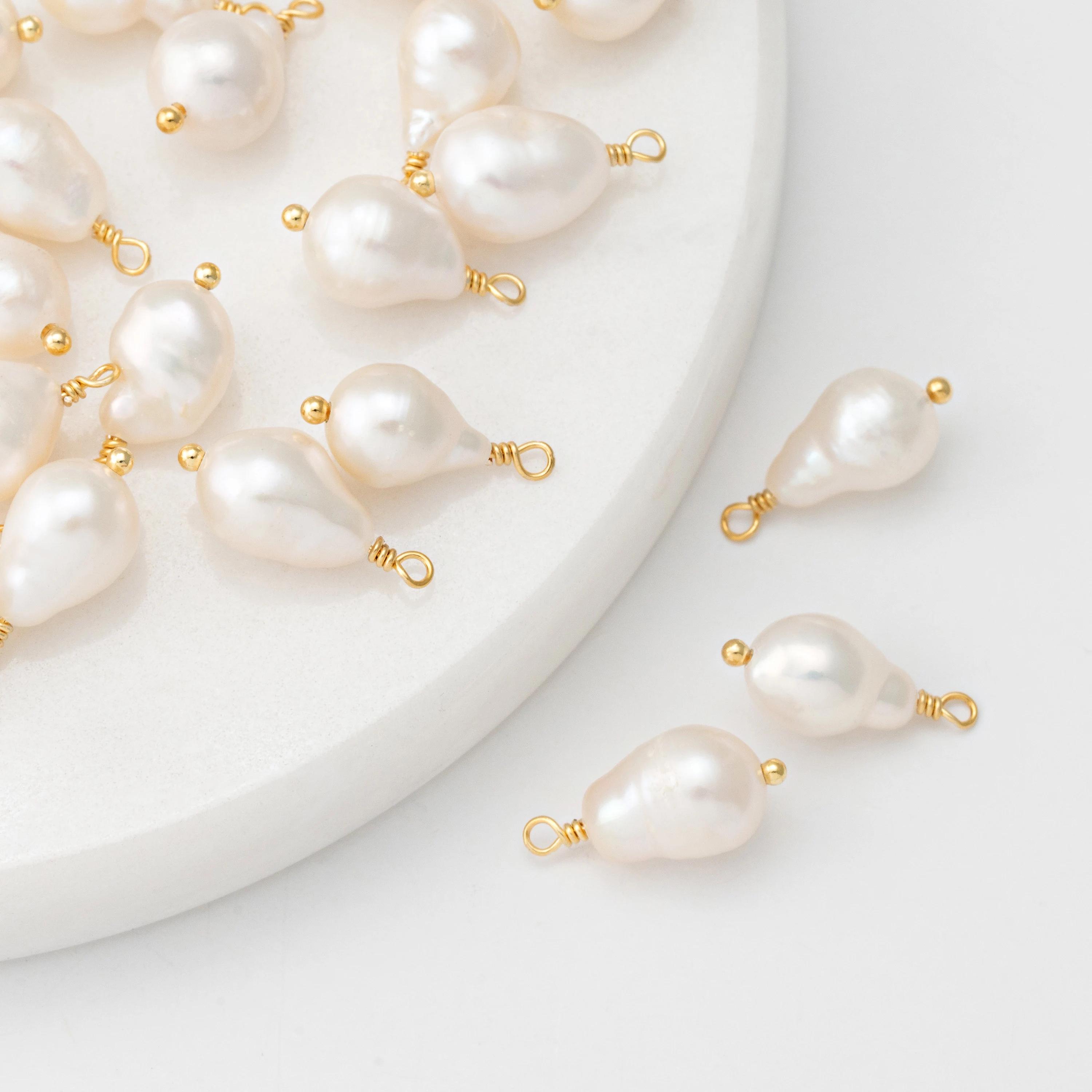 1 pezzo - Ciondoli con perle d'acqua dolce, ciondoli con perle pendenti a forma di grumo, ciondolo per collana di perle a goccia, placcato oro 14 cara