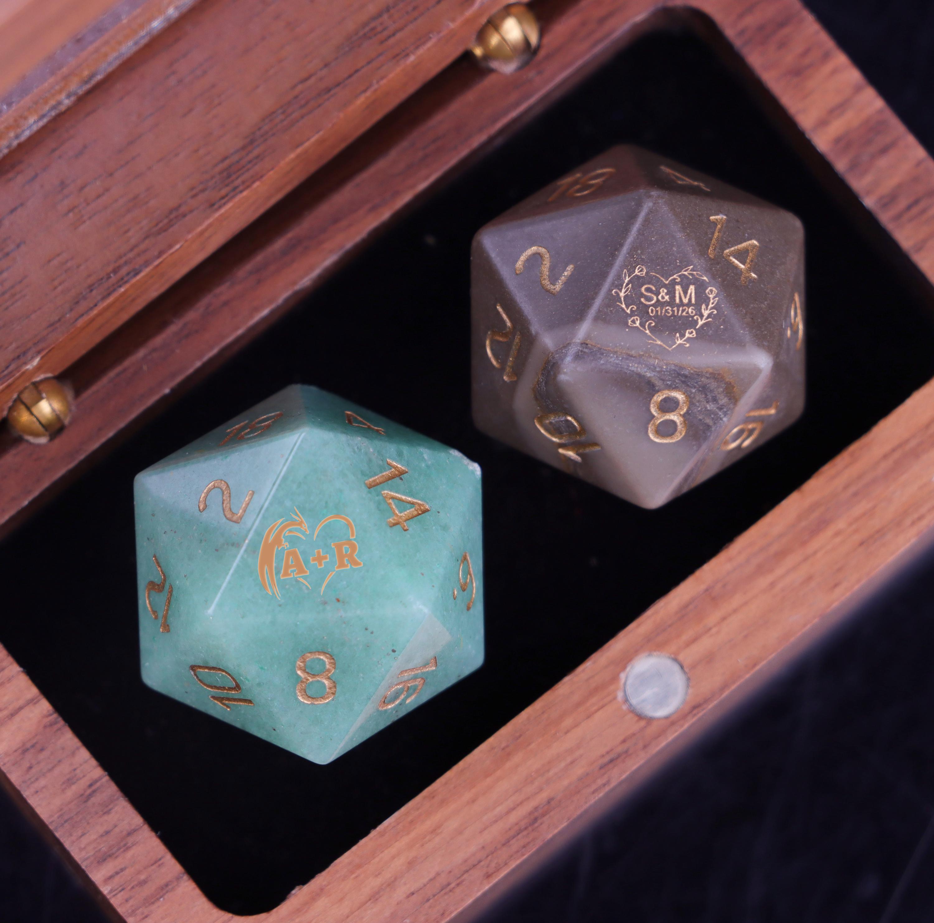 Dadi da matrimonio personalizzati / Dadi personalizzati D20 / Dungeons & Dragons / Dadi neri / Dadi dello sposo / Dadi della sposa / Dadi del matrimon