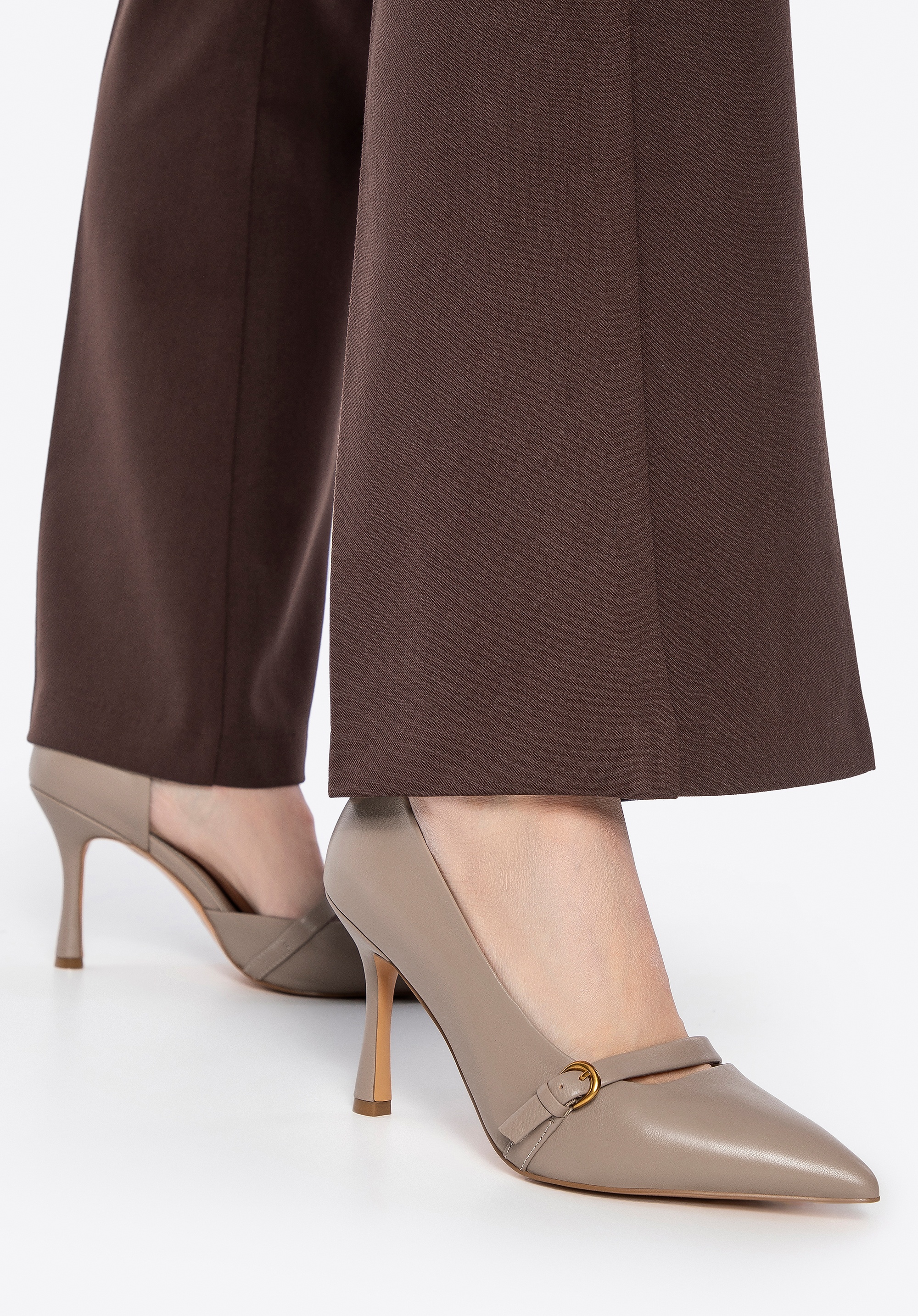 Wittchen Damen-Pumps aus Leder mit Riemen, Beige, Naturleder