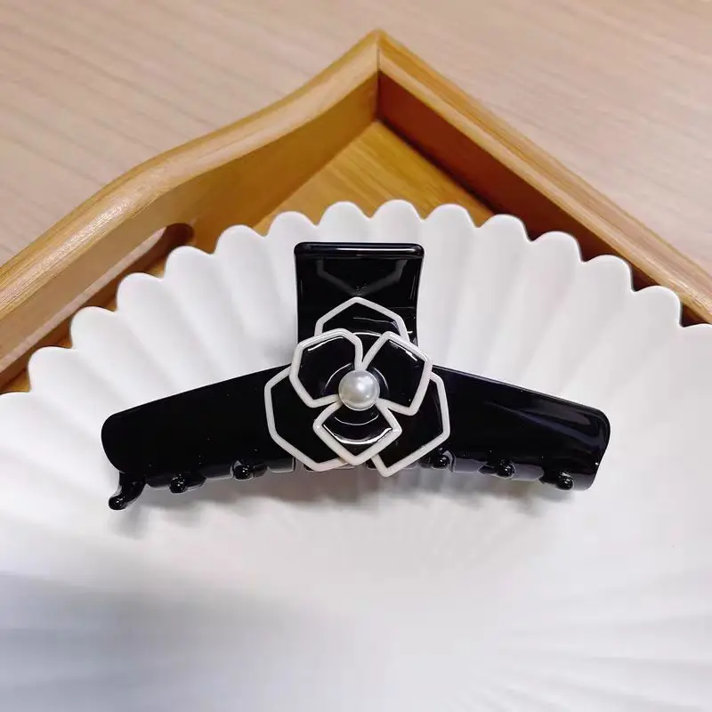 1pc Kamelie Capture Clip Französisch Dreidimensionale Blume Shark Clip Große Scheibe Haar Volle Krawatte Haar Capture Clip Image