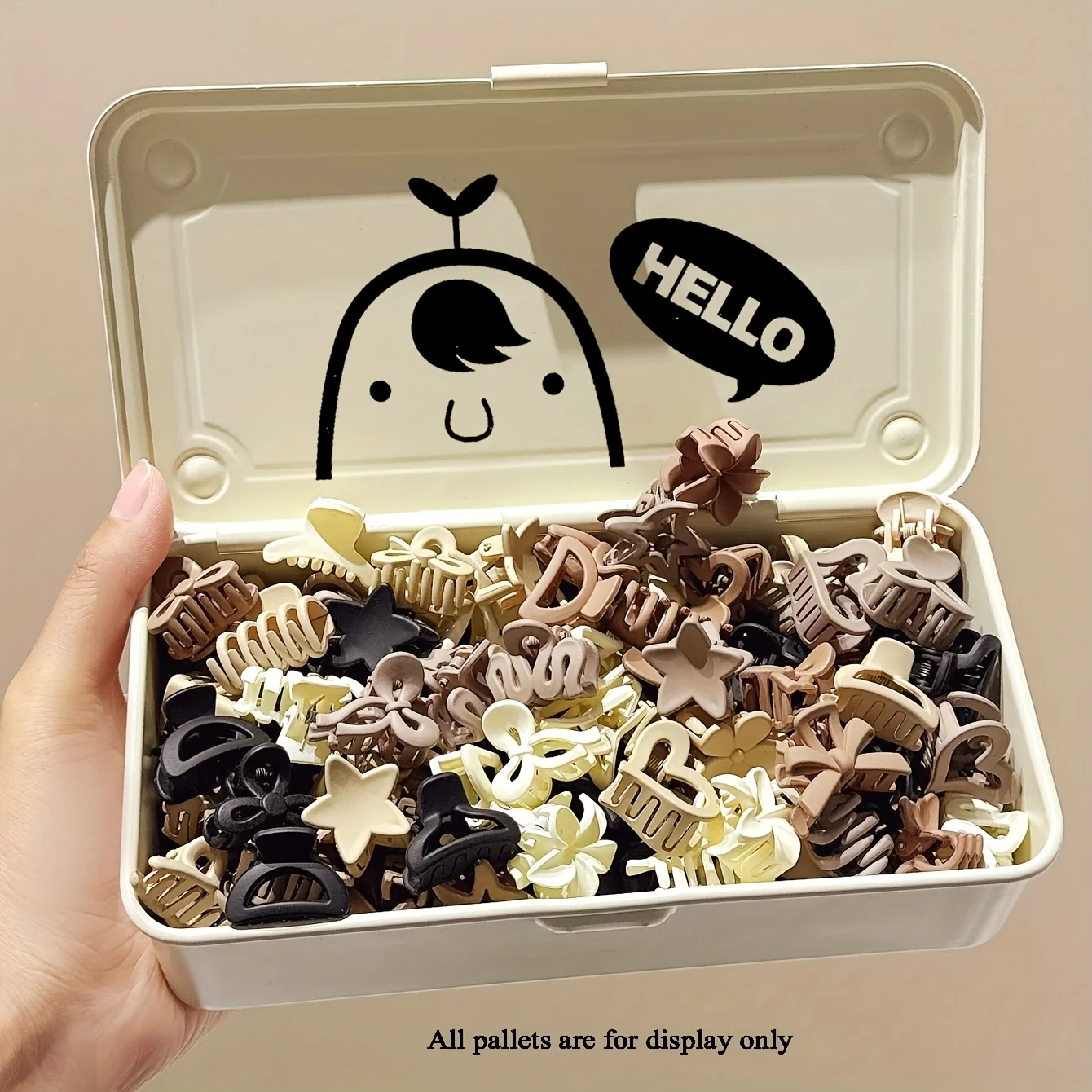 Beliebter Mini-Clip in Kaffeefarbe mit mehreren Stilen, zufällig kombiniert und abgestimmt Image