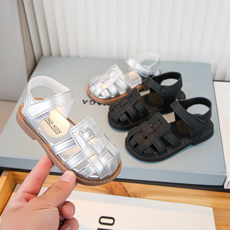 Unishuni Baby-Mädchen-Sandalen, Prinzessin, geschlossene Zehen, Sommer-Strand-Flats, rutschfeste, leichte Sandalen mit Gummisohle für Kleinkinder Image