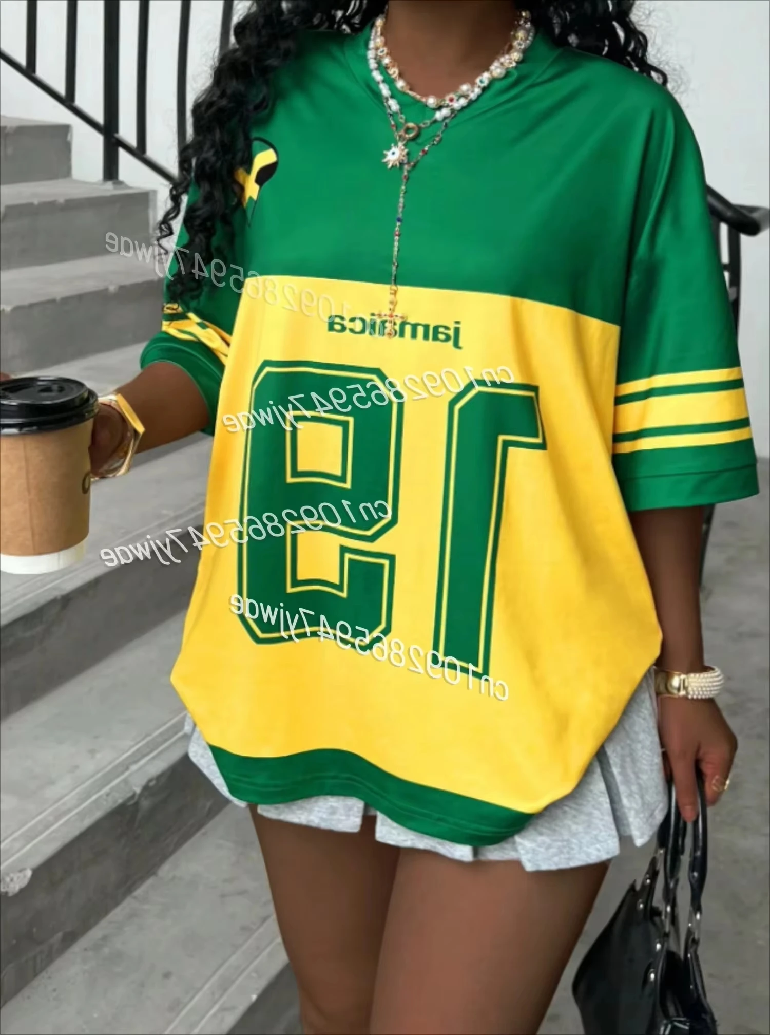 Jamaikanischer Flaggen-Druck Nr. 19T-Shirt für Damen, gestreift, V-Ausschnitt, Sommer, übergroß, Harajuku, Trend, kurzärmelig, Streetwear-Tops Image
