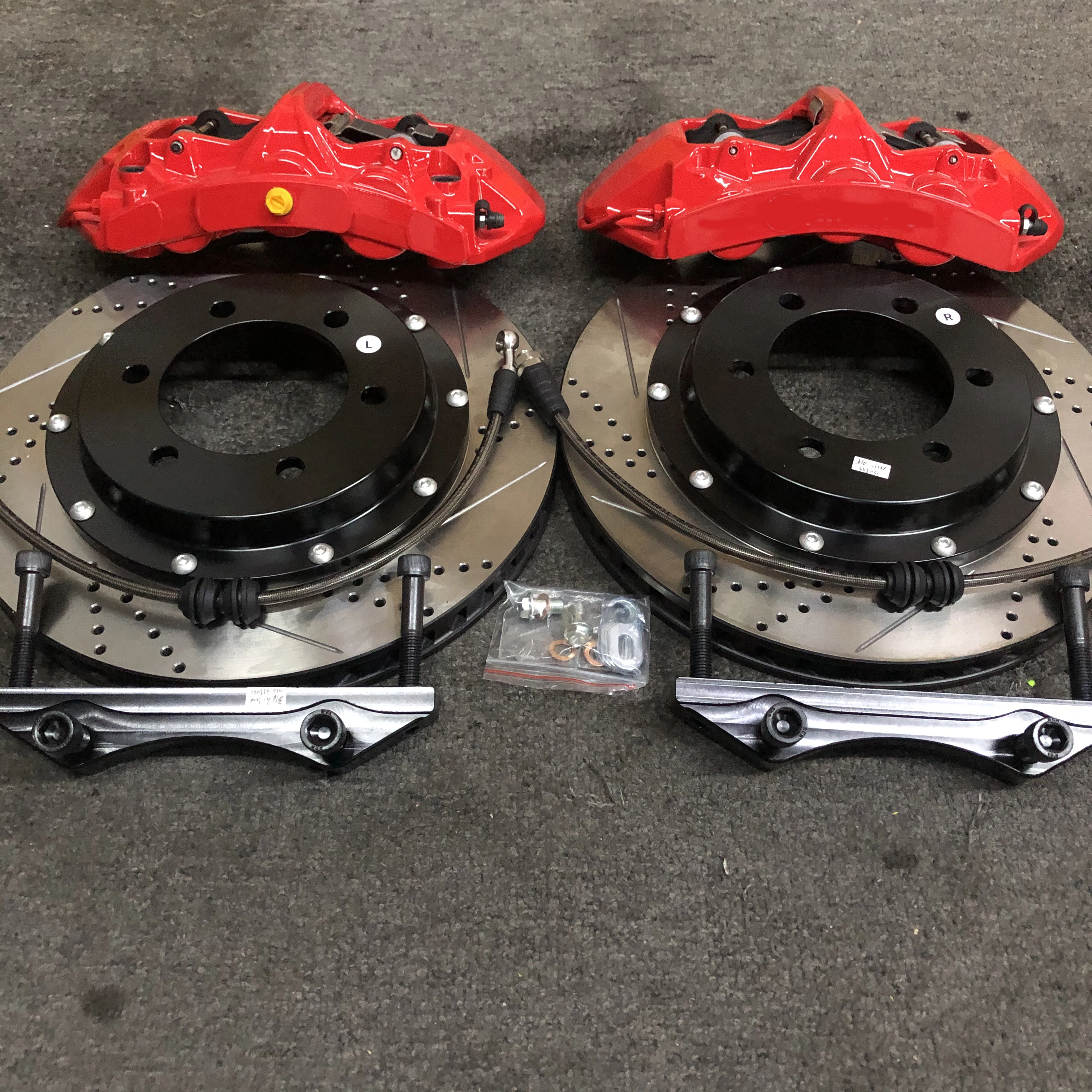 Dicase Racing hochwertiger Vorderradbremssatz 6-Kolben-Bremssattel mit 355 * 32 mm Scheibe für 2014 BMW F13/Für Opel Astra J GTC Image