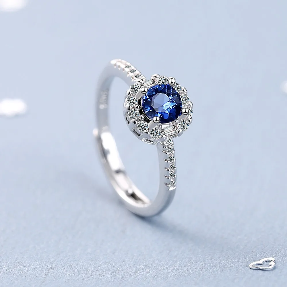 Nuovo anello in argento sterling 925 5A zircone di alta qualità per le donne Accessori per gioielli di lusso da sposa Anello di moda per feste con fascino