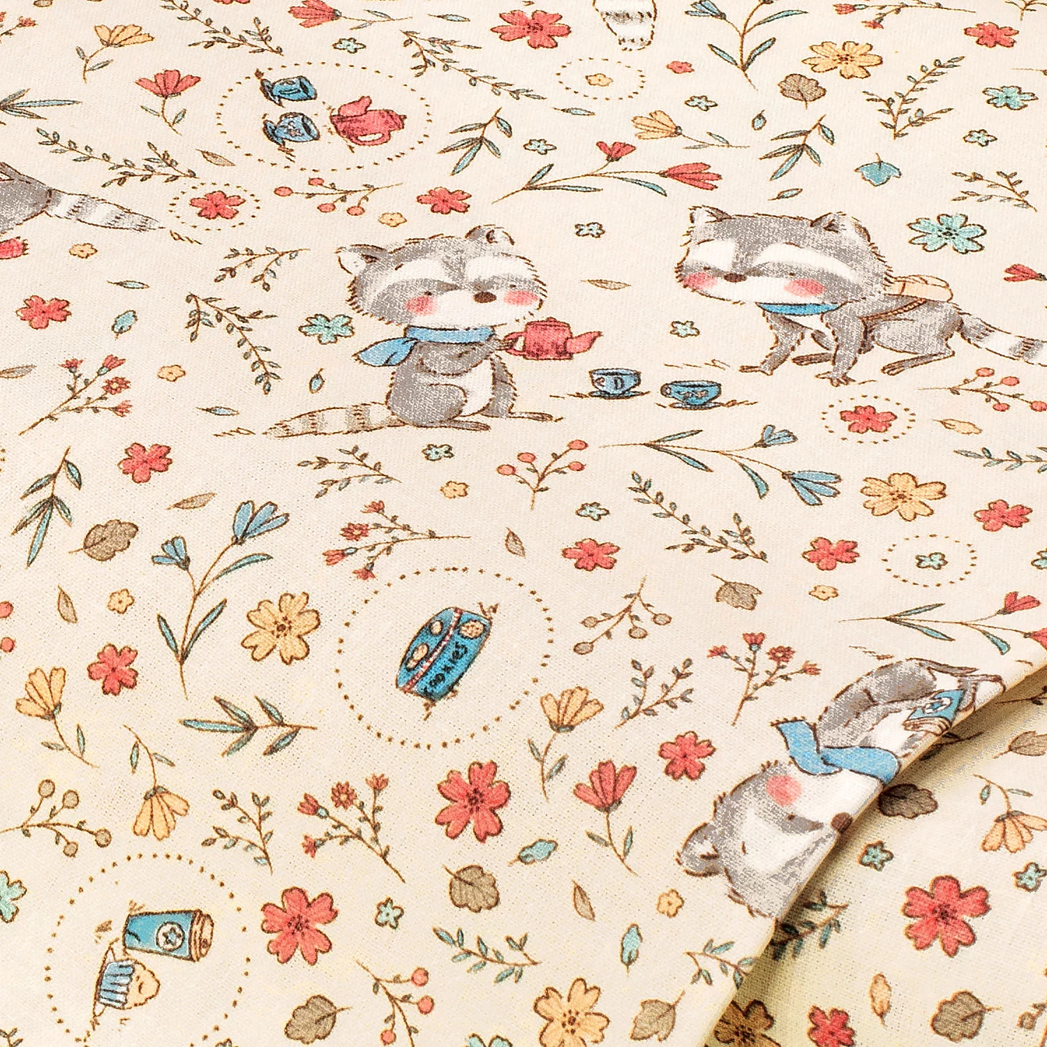 Tissu coton "ratons laveurs nostalgiques", écru naturel/coloré