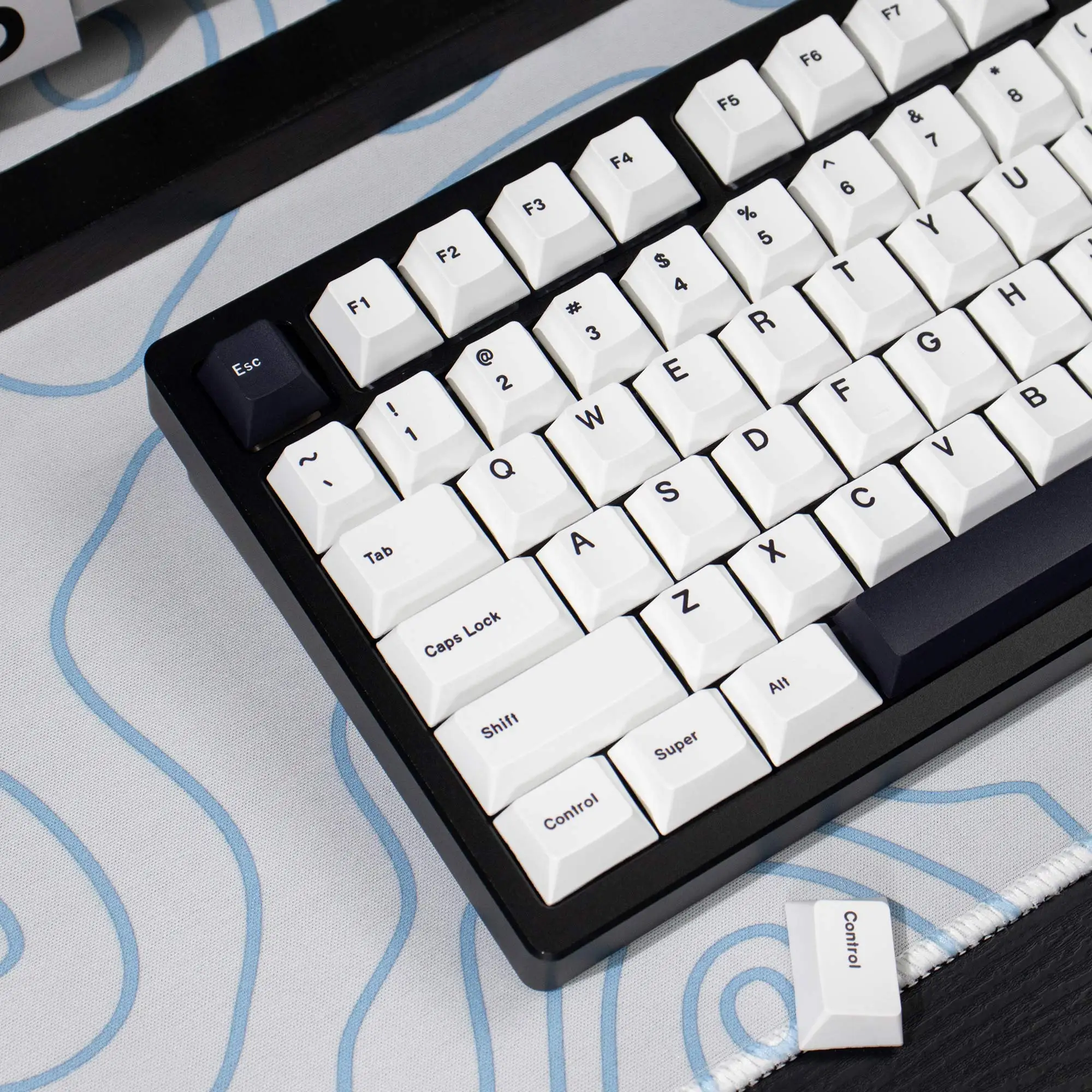 144 Tasten PBT-Tastenkappen Englisch Schwarz Weiß Tastenkappen Farbsublimation Cherry Tastenkappen für mechanische MX-Tastatur 64/87/96 Image