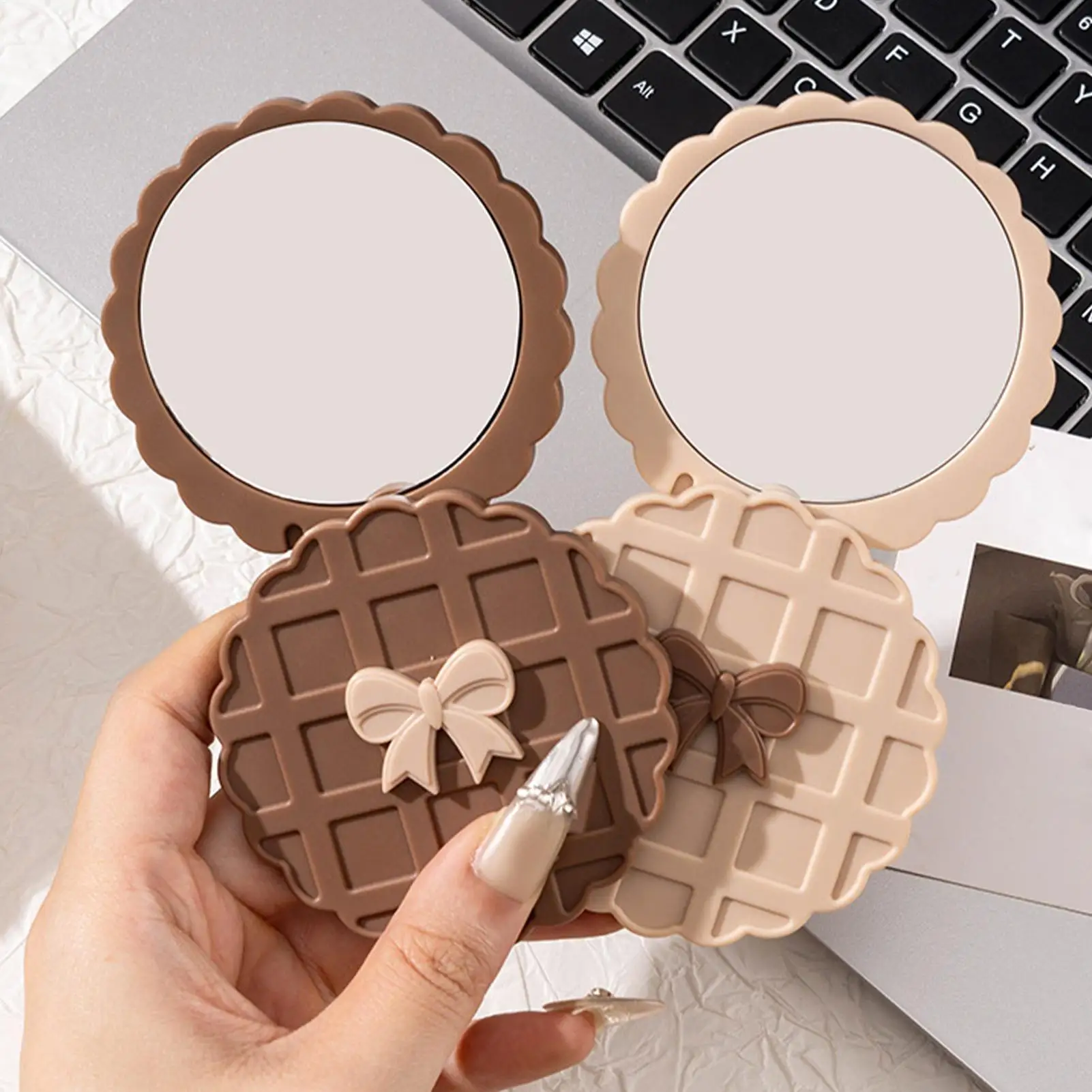 Waffel Keks Doppelseitiger Make-up-Spiegel Tragbarer hochwertiger runder HD-Spiegel für Mädchen Faltbarer Kosmetikspiegel Praktisch Neu