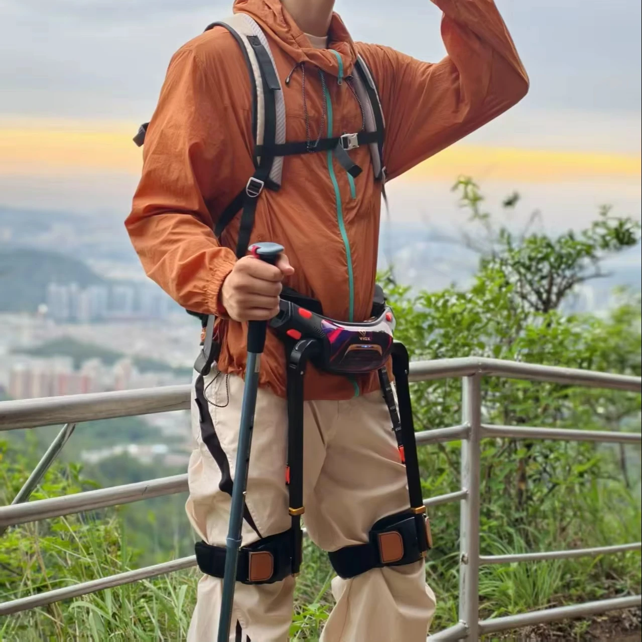 Leichter biomimetischer KI-intelligenter Exoskelett-Roboter für Outdoor-Übungen, 24-Stunden-Standby Image