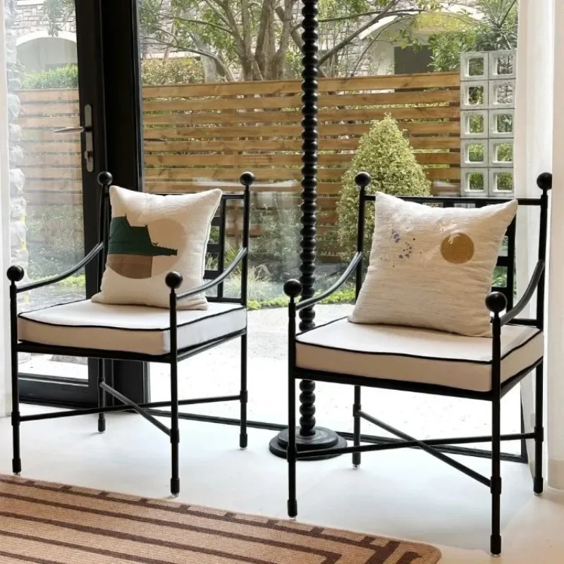 Nordic Stuhl Esszimmer Einzigen Hof Eisen Outdoor Freizeit Stuhl Möbel Hause Verhandeln Rückenlehne Stuhl Sillones Modernos Image