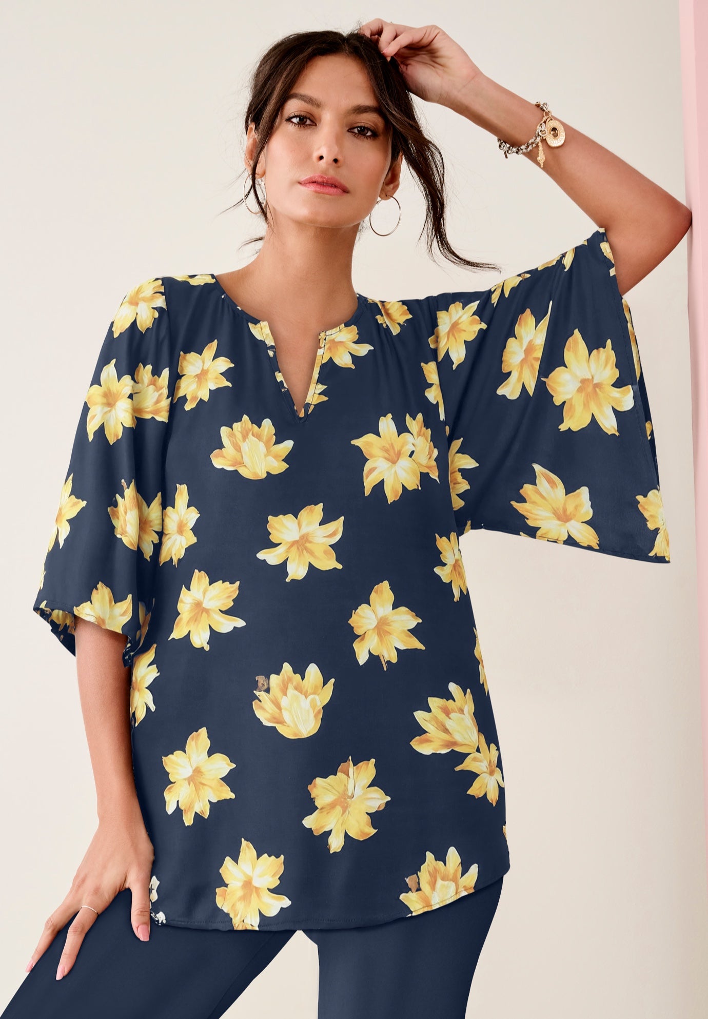 Plus Size Women's Notch-Neck Flutter-Sleeve Blouse by Roaman's in Navy Jasmine Floral (Size 20 W)