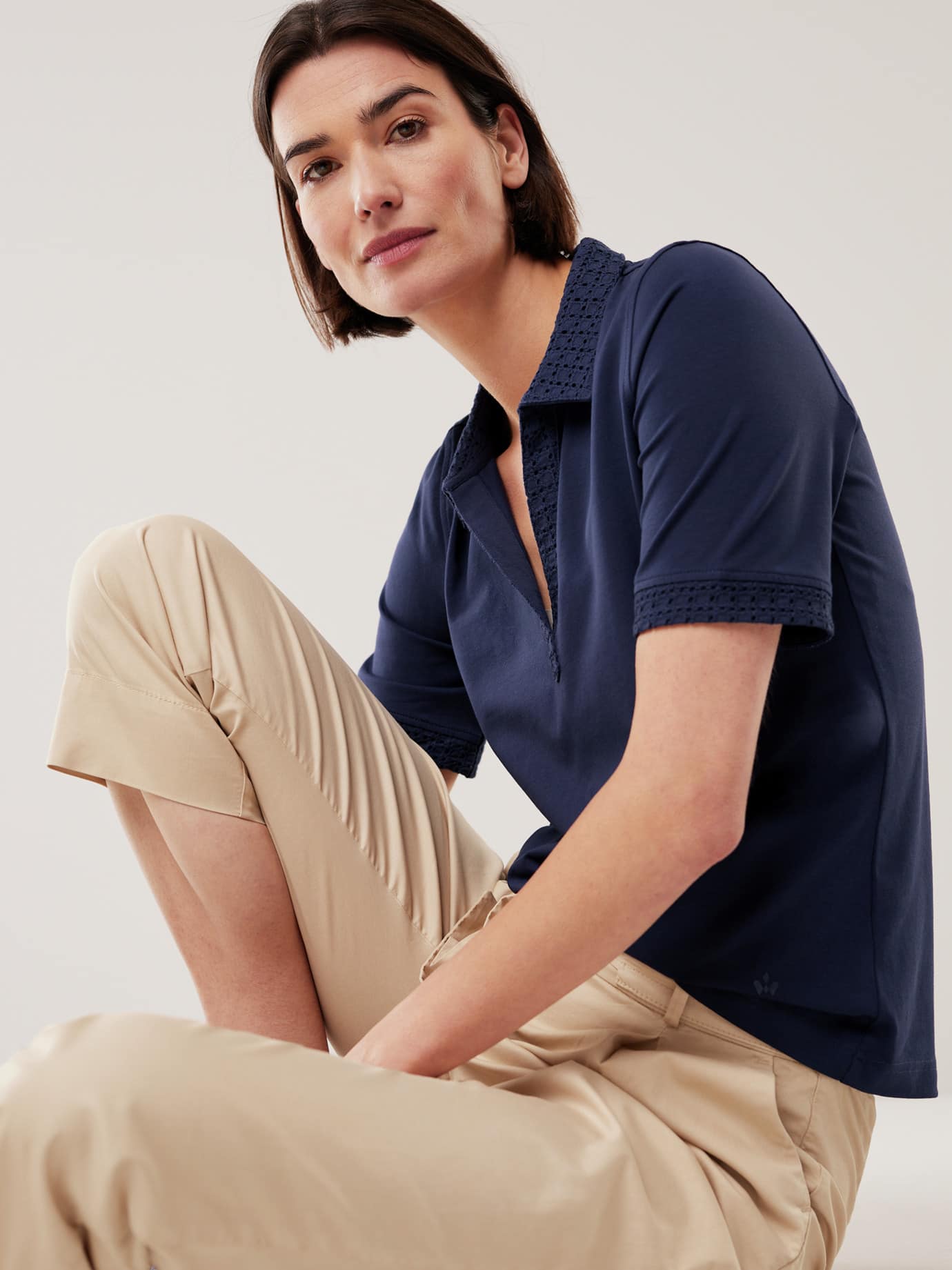 Poloshirt Lochstickerei Image