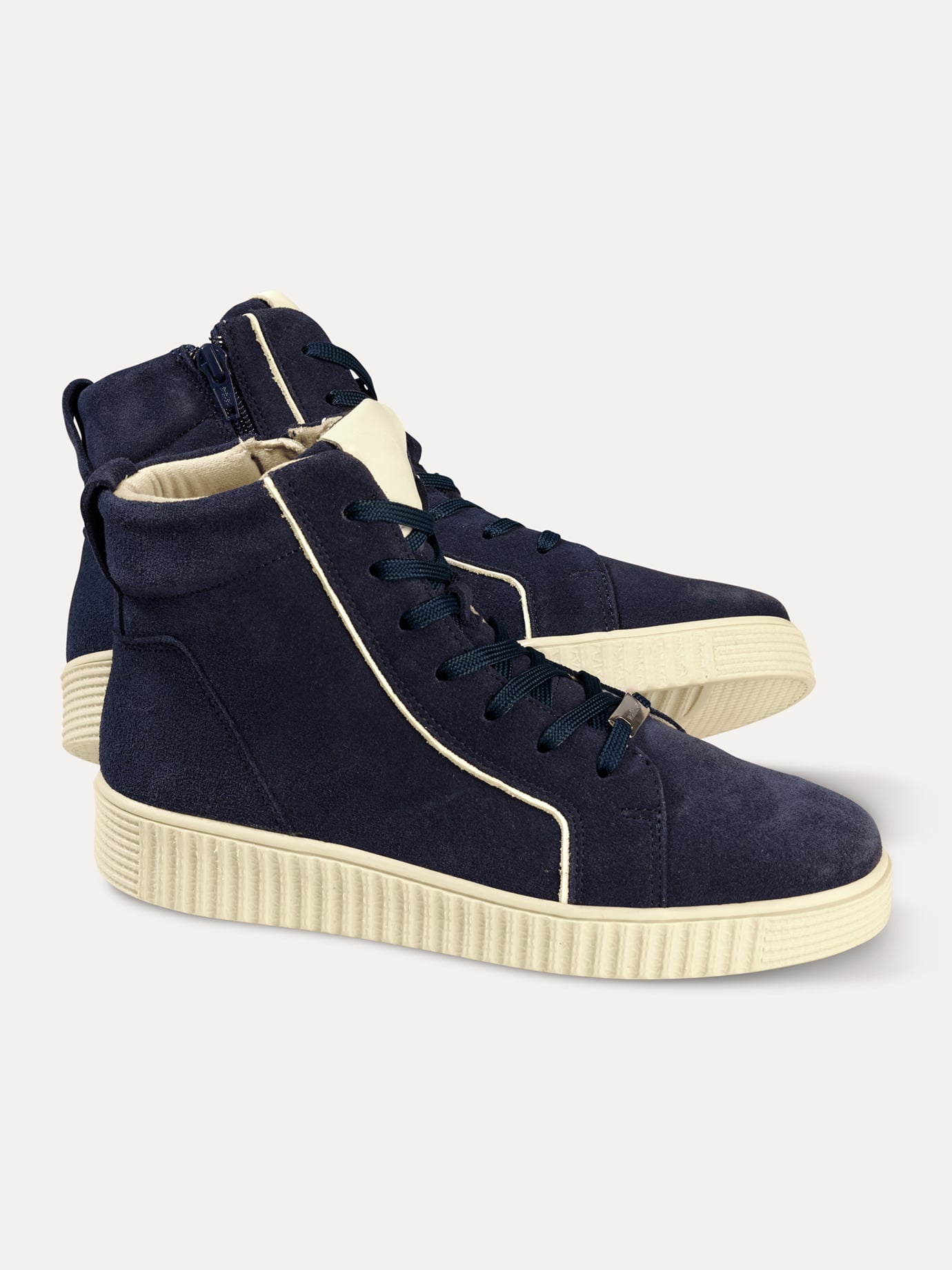 Thermolite Hightop Sneaker Image