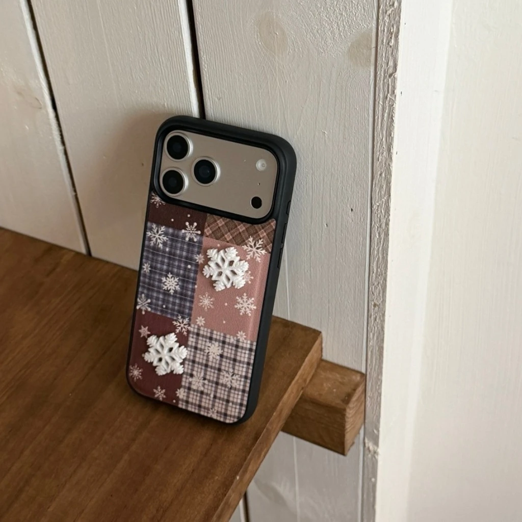 Modische, gespleißte Gittermuster, stereoskopisch, weiße Schneeflocke, Kunstleder, verkleidet, Handyhülle für iPhone 17, 16, 15, 14 Pro Max Image