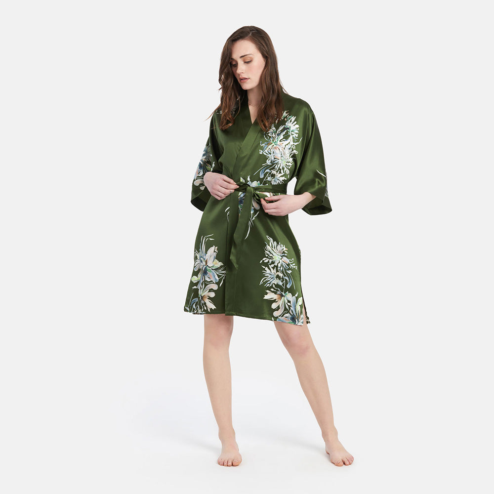 KIM+ONO Kimono Robe | Washable Silk Yuri Short Kimono Robe | Washable Silk | Olive | Short