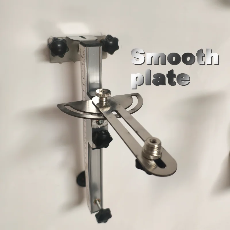 Die verstellbare Wandhalterung für die universelle Wasserwaage kann an der Wand oder der Decke befestigt werden, ermöglicht Vertikal und Horizont Image