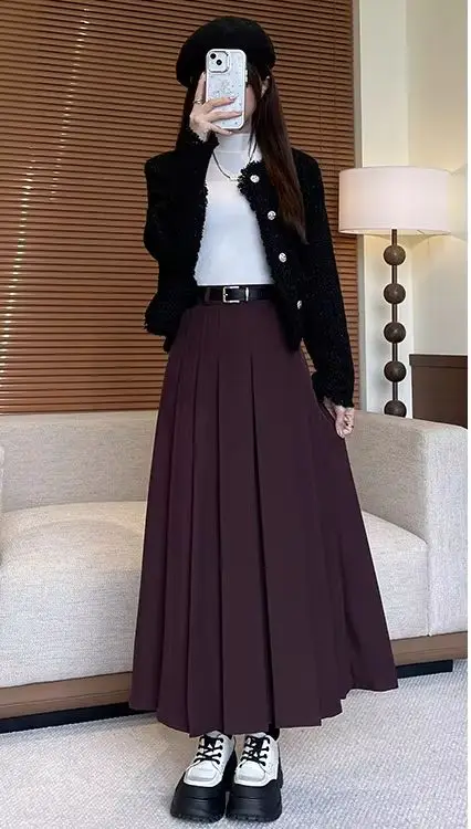 Mittellanger Damenrock in Premiumqualität – Herbst-/Winter-Kollektion, hohe Taille, vielseitig, schlankmachend, plissiertes Design mit Gürtel, Image