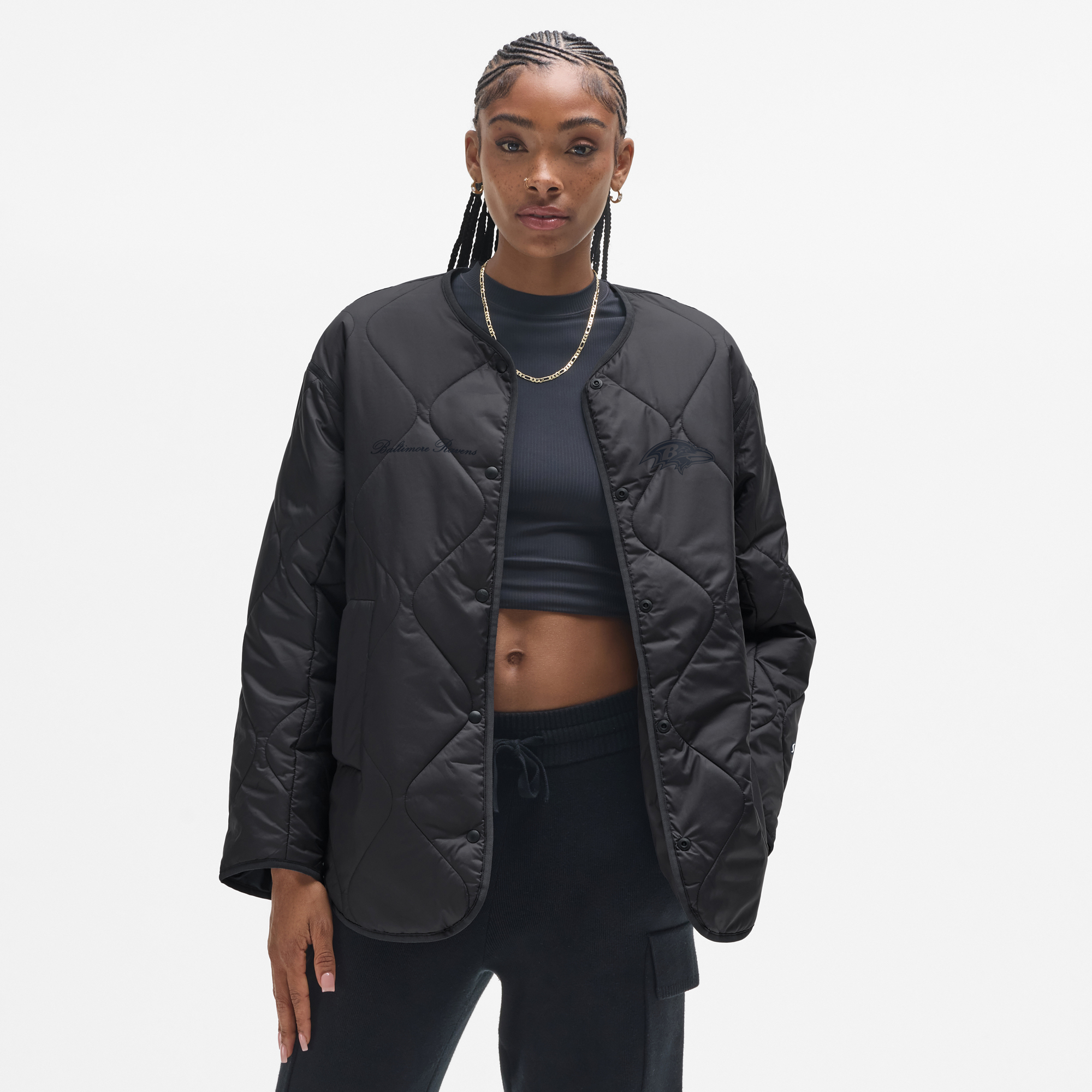 Damen-gesteppte, isolierte Innenjacke mit durchgehendem Druckknopfverschluss „Obsidian Baltimore Ravens“ von lululemon Image