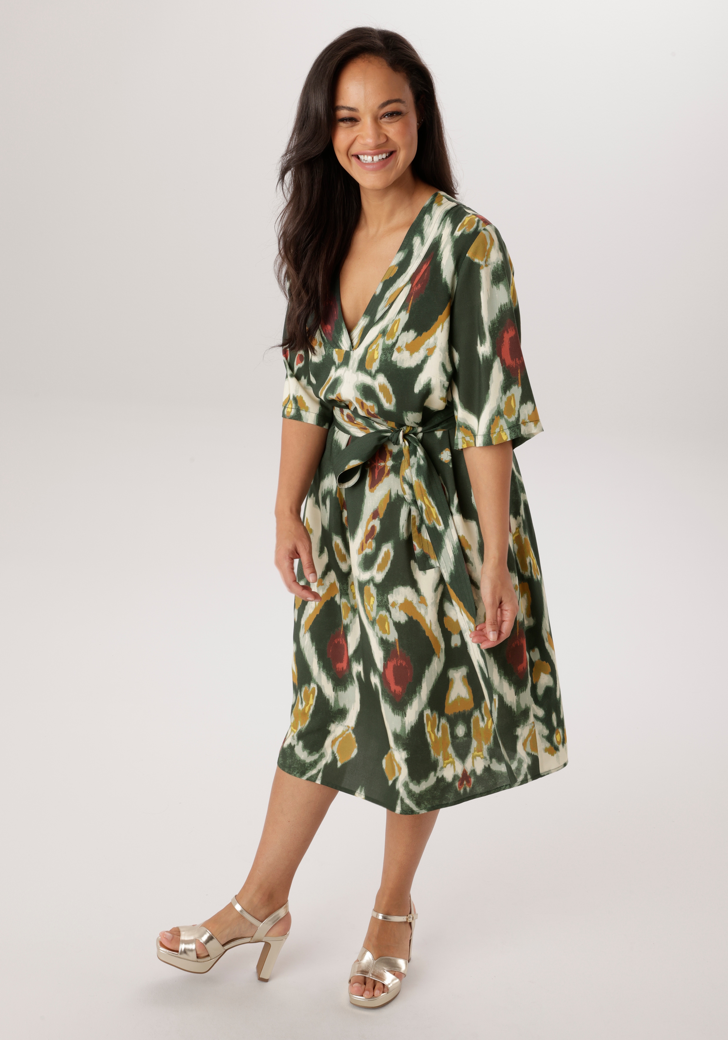 Blusenkleid ANISTON PLUS, Damen, Gr. 48, N-Gr, grün (khaki, weiß, bordeaux, senf), Web, Obermaterial: 100% Viskose, bedruckt, gemustert, figurumspielend kniebedeckend, V-Ausschnitt, Kleider Blusenkleid, mit dekorativer V-Ausschnitt - NEUE KOLLEKTION