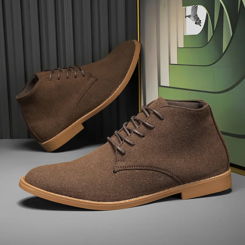 Braune Herrenstiefel, modische Freizeitstiefel, hochwertige Herrenschuhe, verschleißfeste Mid-Top-Motorradstiefel, 2025, Chelsea-Schuhe