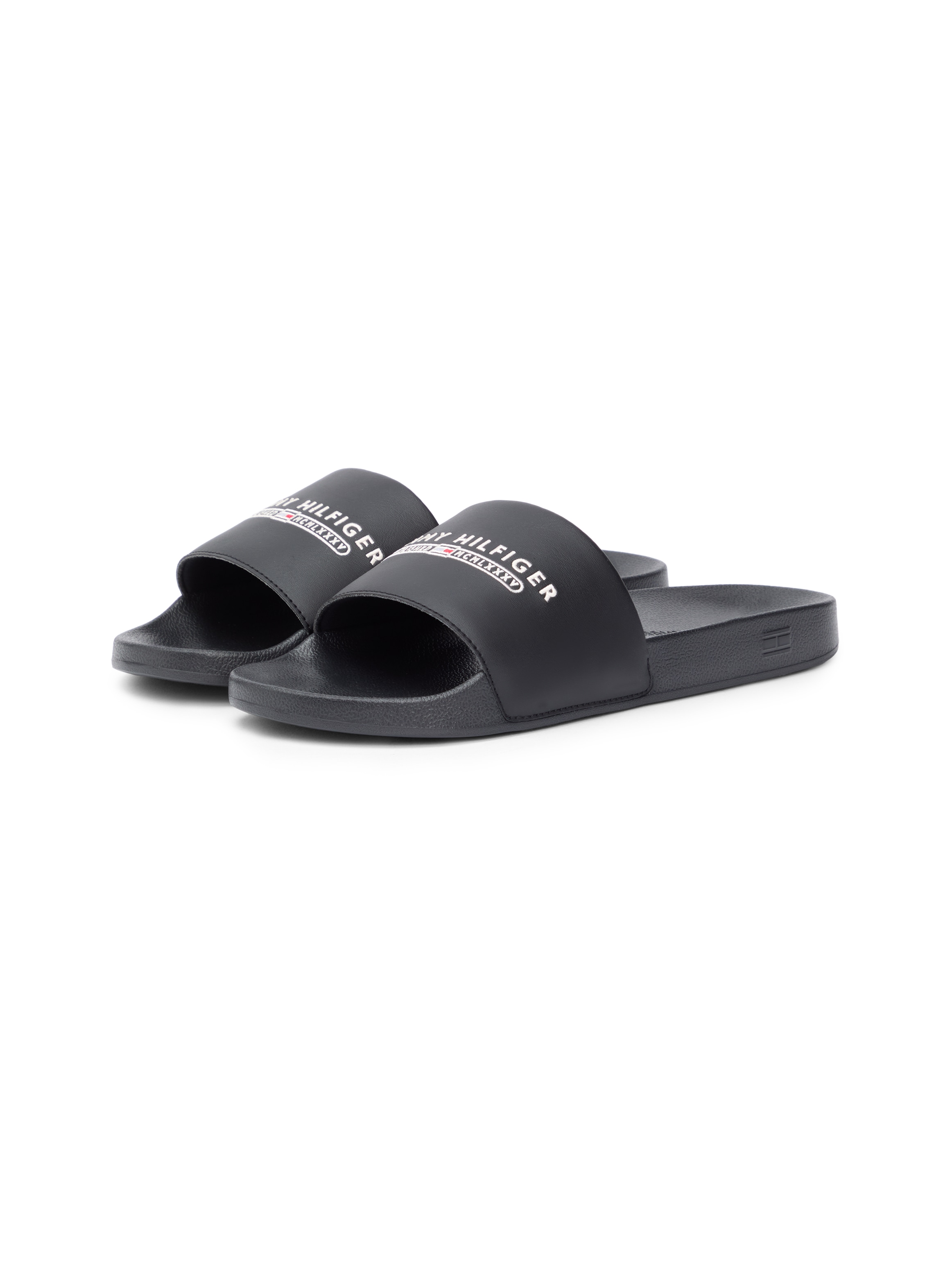 Pantolette TOMMY HILFIGER "TOMMY HILFIGER RAISED POOL SLIDE", Herren, Gr. 41, schwarz, Synthetik, Schuhe Pantolette, Sommerschuh, Badeschuh, Haussschuh mit Logoschriftzug