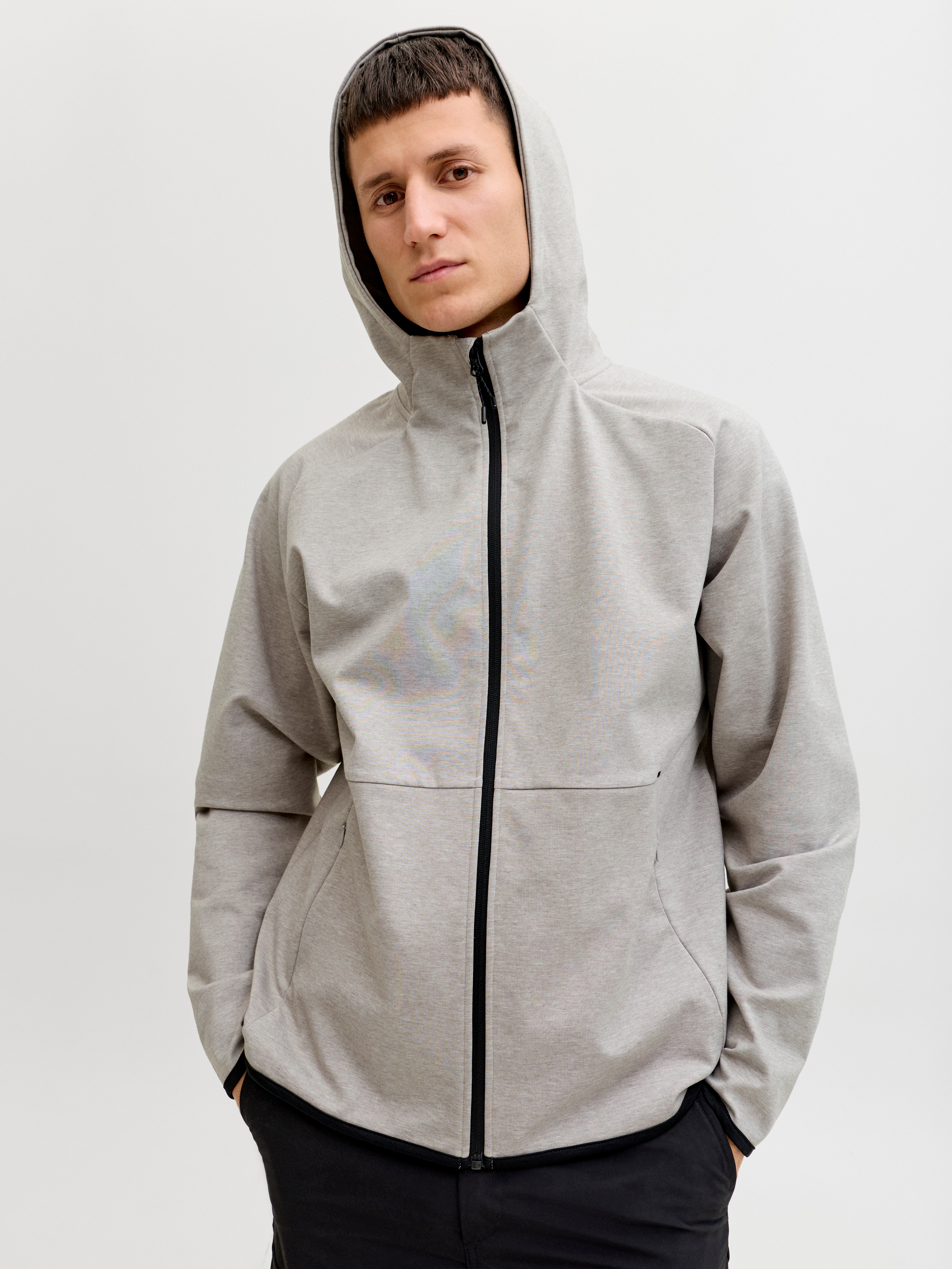 Sweatshirt JACK & JONES "JJEBASE SWEAT ZIP HOOD SN", Herren, Gr. M, light grau melange, angeraute Sweatware, Obermaterial: 75% Polyester, 21% Baumwolle, 4% Elasthan, meliert, Sweatshirts Sweatshirt, mit Kaputze
