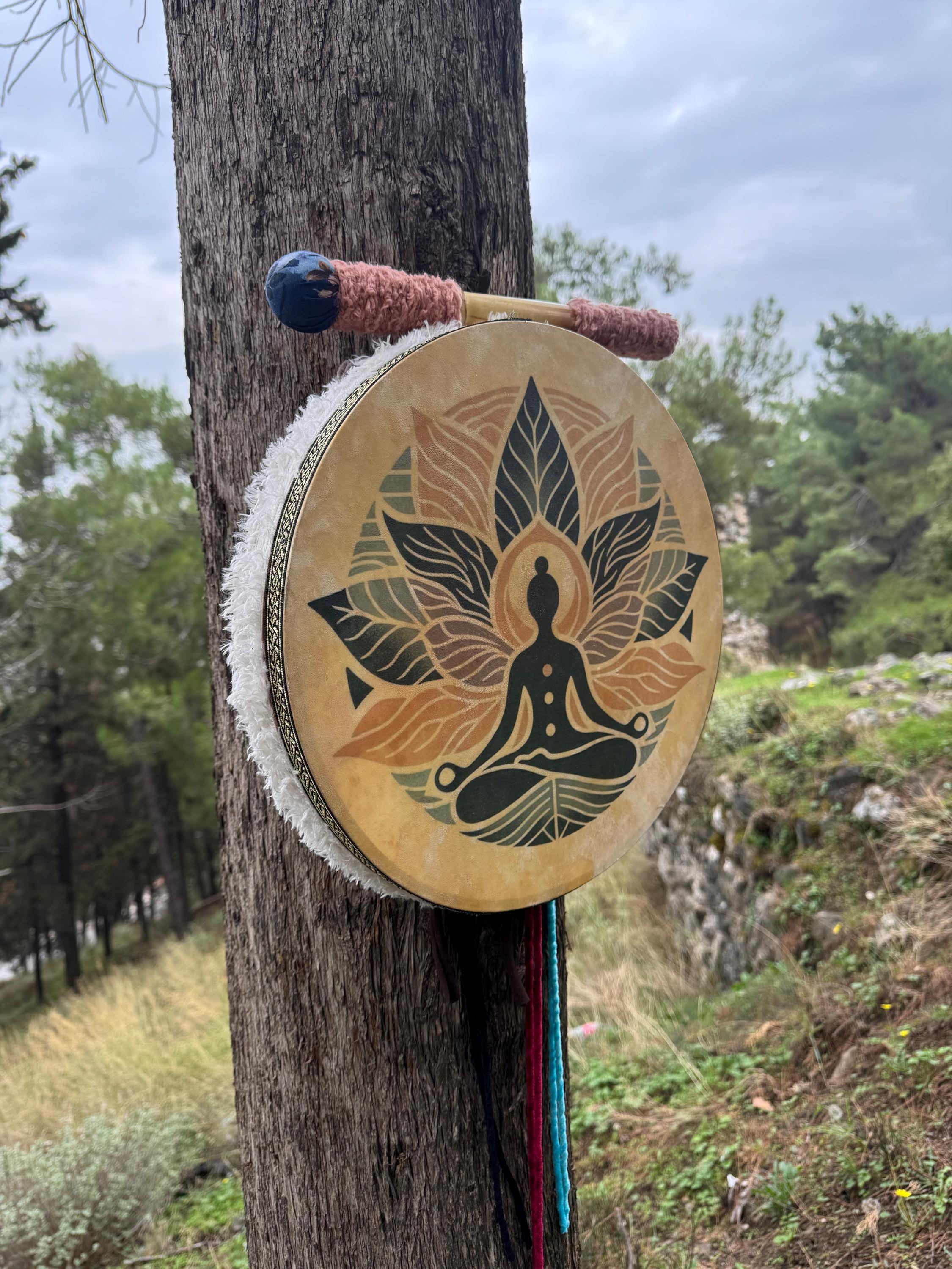 Tamburo rituale sciamanico tradizionale da 18 pollici - Tamburo femminile / Tamburo da meditazione / Strumento spirituale artigianale