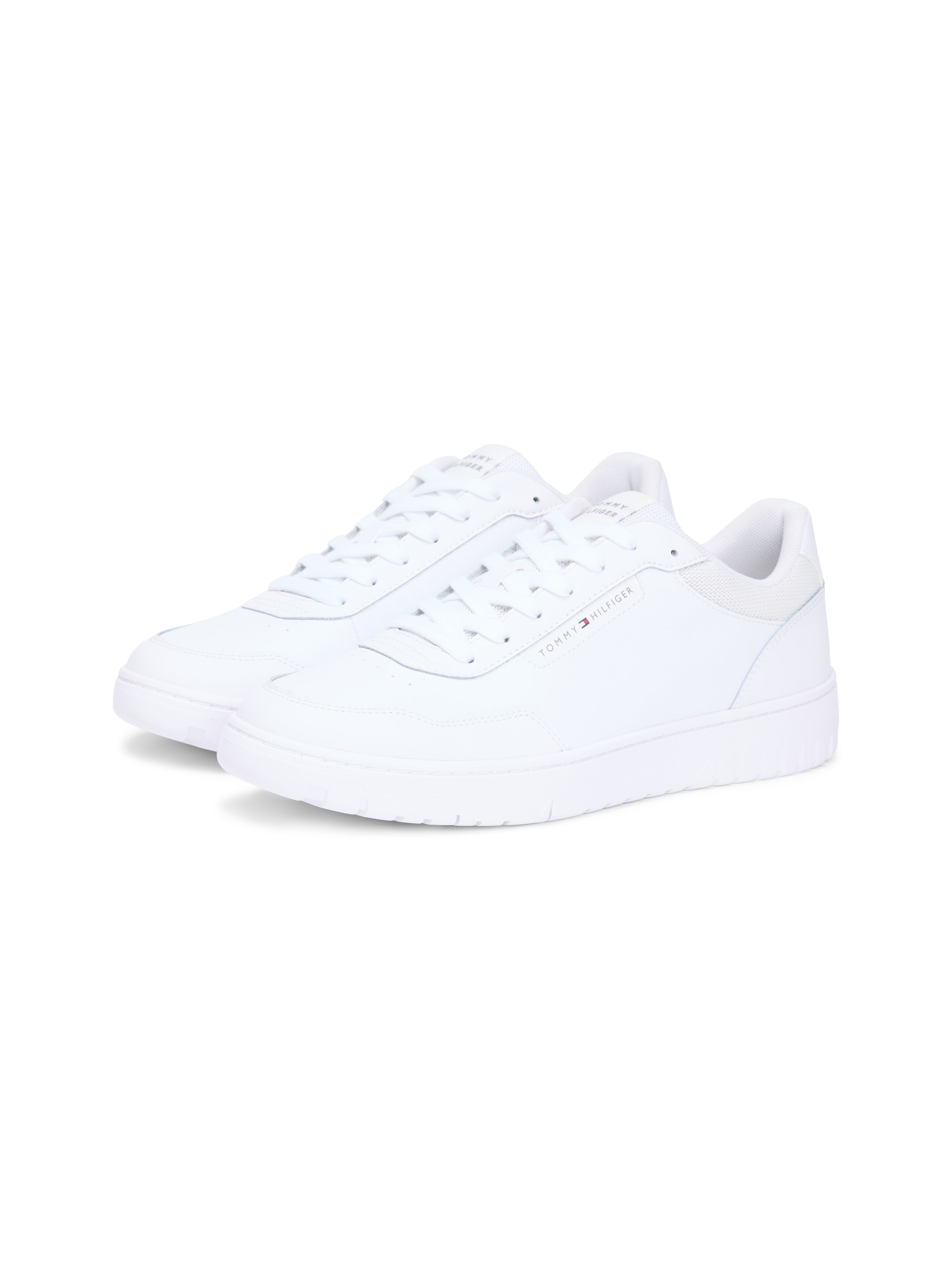 Sneaker TOMMY HILFIGER "BASKET CORE LITE LTH BLOCK", Herren, Gr. 45, weiß, Leder, Lederimitat, Textil, Schuhe Sneaker, Freizeitschuh, Halbschuh, Schnürschuh mit seitlicher Logoverzierung
