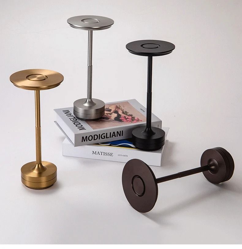 Aluminum Alloy Simple Decorative Lamp Retro Portable Touch Desk Lamp champagne battery 4000 Mah