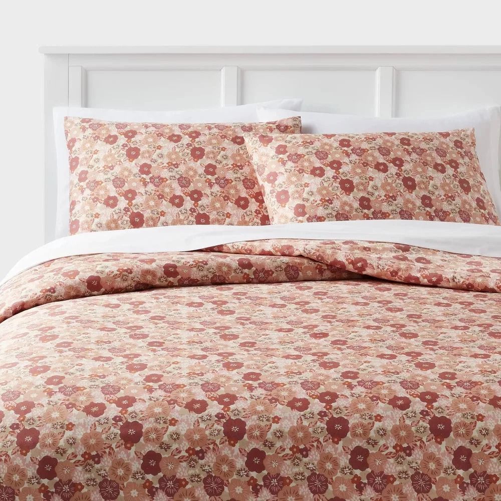 Copper Light Pink Floral Full Queen Printed Easy Care Duvet Cover And Sham Set, Sateen Fabric, Button Closure Copper Light Pink Floral Full Queen Printed Easy Care Duvet Cover And Sham Set, Sateen Fabric, Button Closure