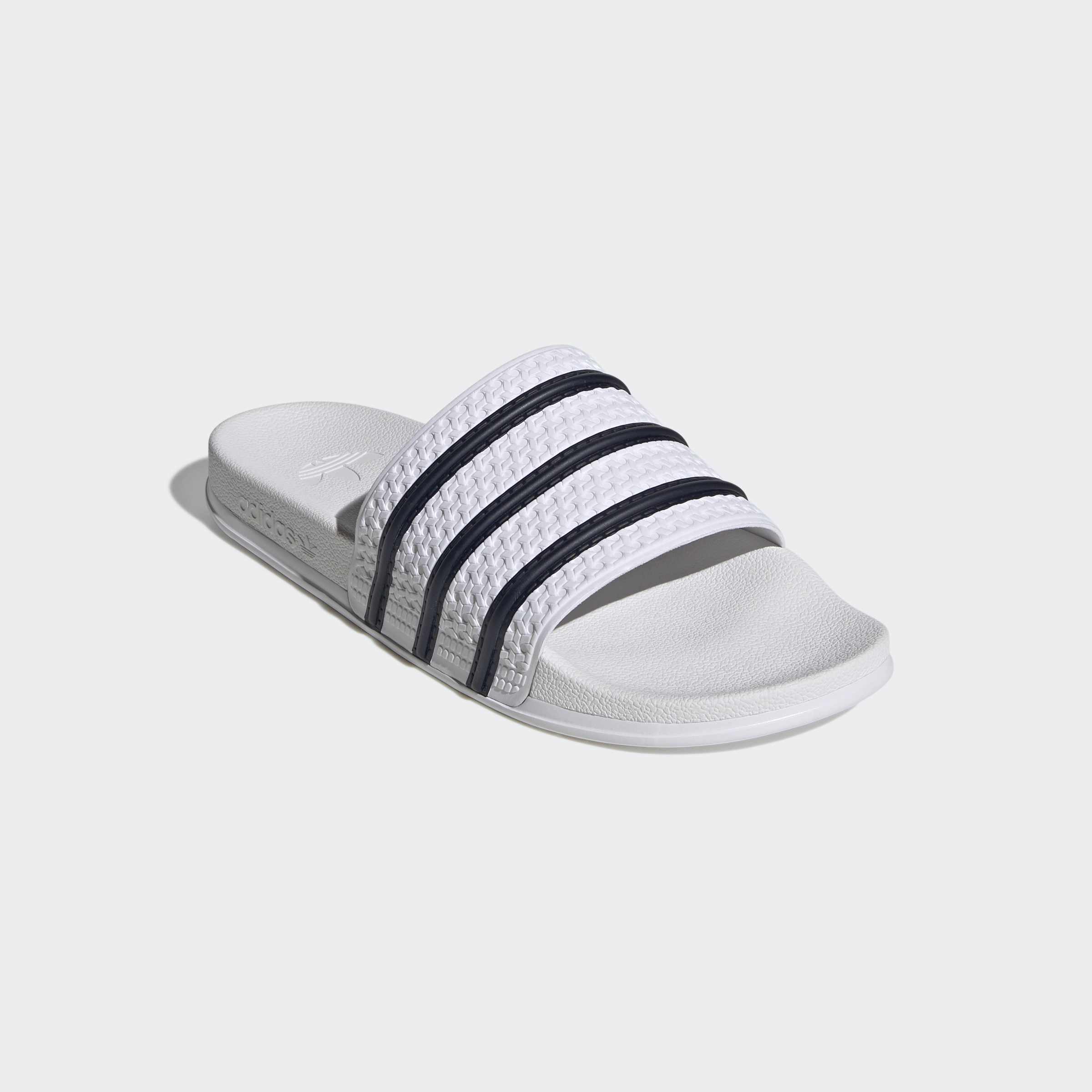 Badesandale ADIDAS ORIGINALS "ADILETTE OG CF BADESCHLAPPEN", Damen, Gr. 42, cloud weiß, collegiate navy, ftwr weiß, Synthetik, Schuhe, Badelatschen