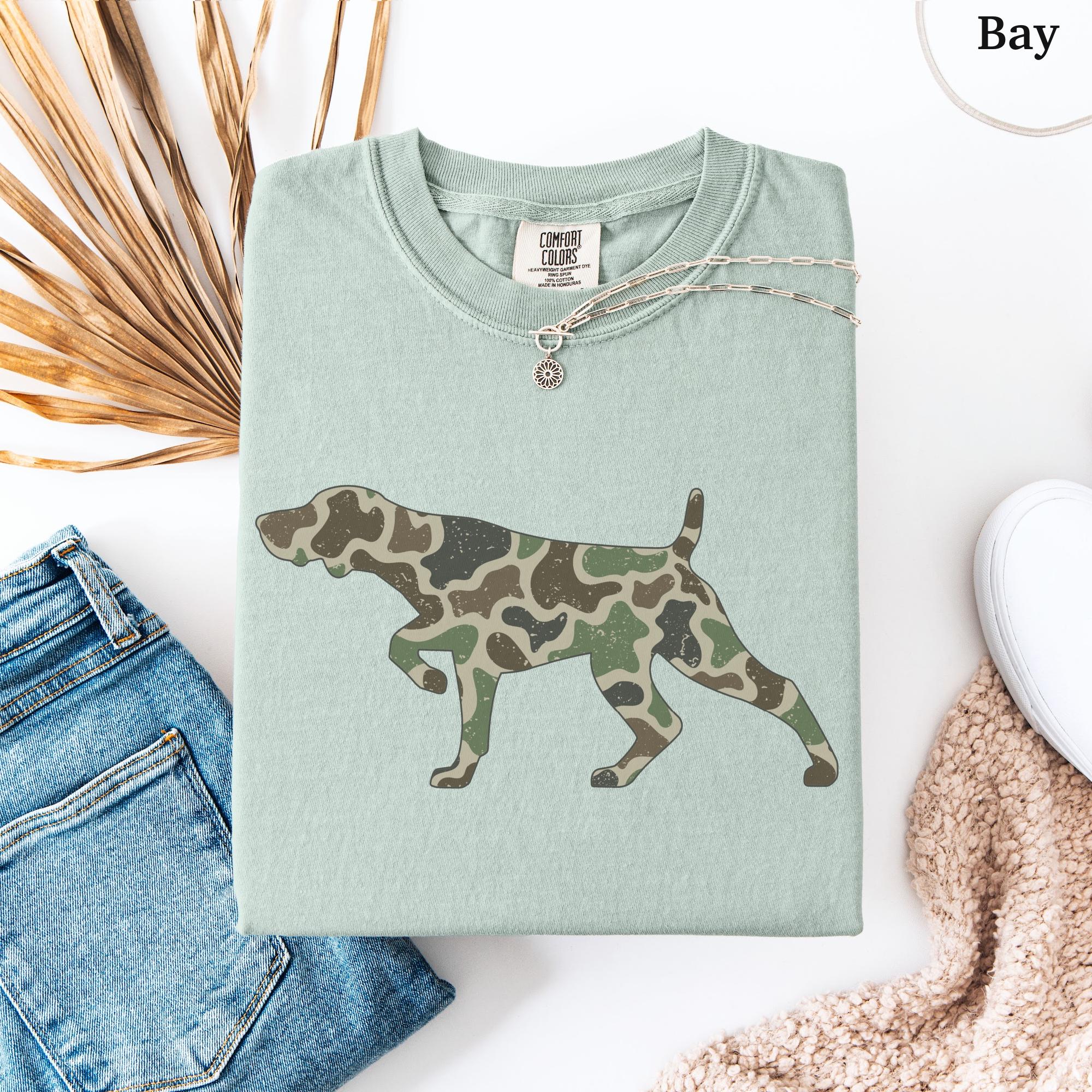 Maglietta per cani da caccia tedeschi a pelo corto, maglietta mimetica GSP per cani, maglietta grafica per cani da caccia, maglietta unisex Comfort Co