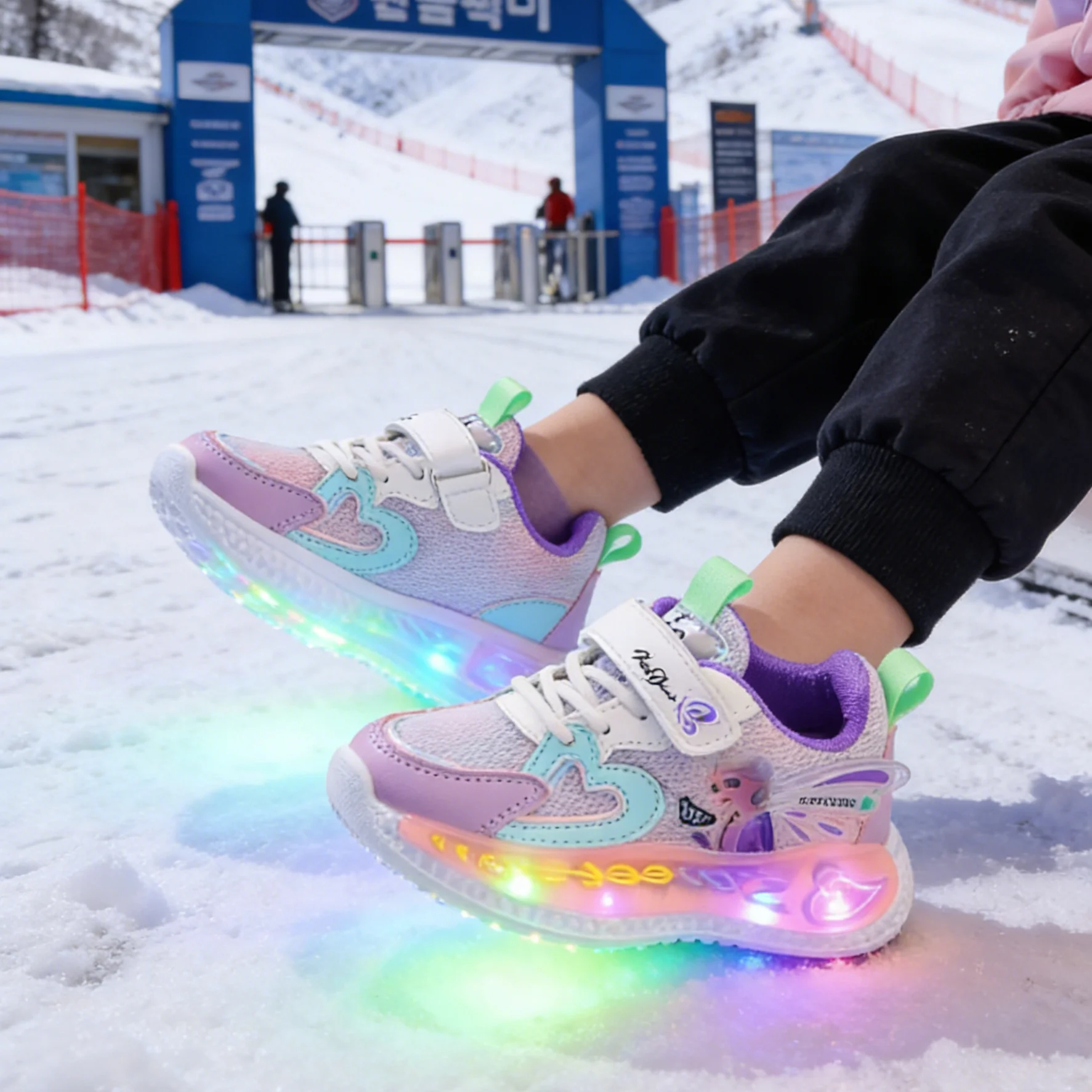 Disney Kinder-LED-Schuhe für Mädchen, Frozen Elsa Princess, leuchtende Schuhe, rosa, lila, lässige Sportschuhe, Größe 21–31